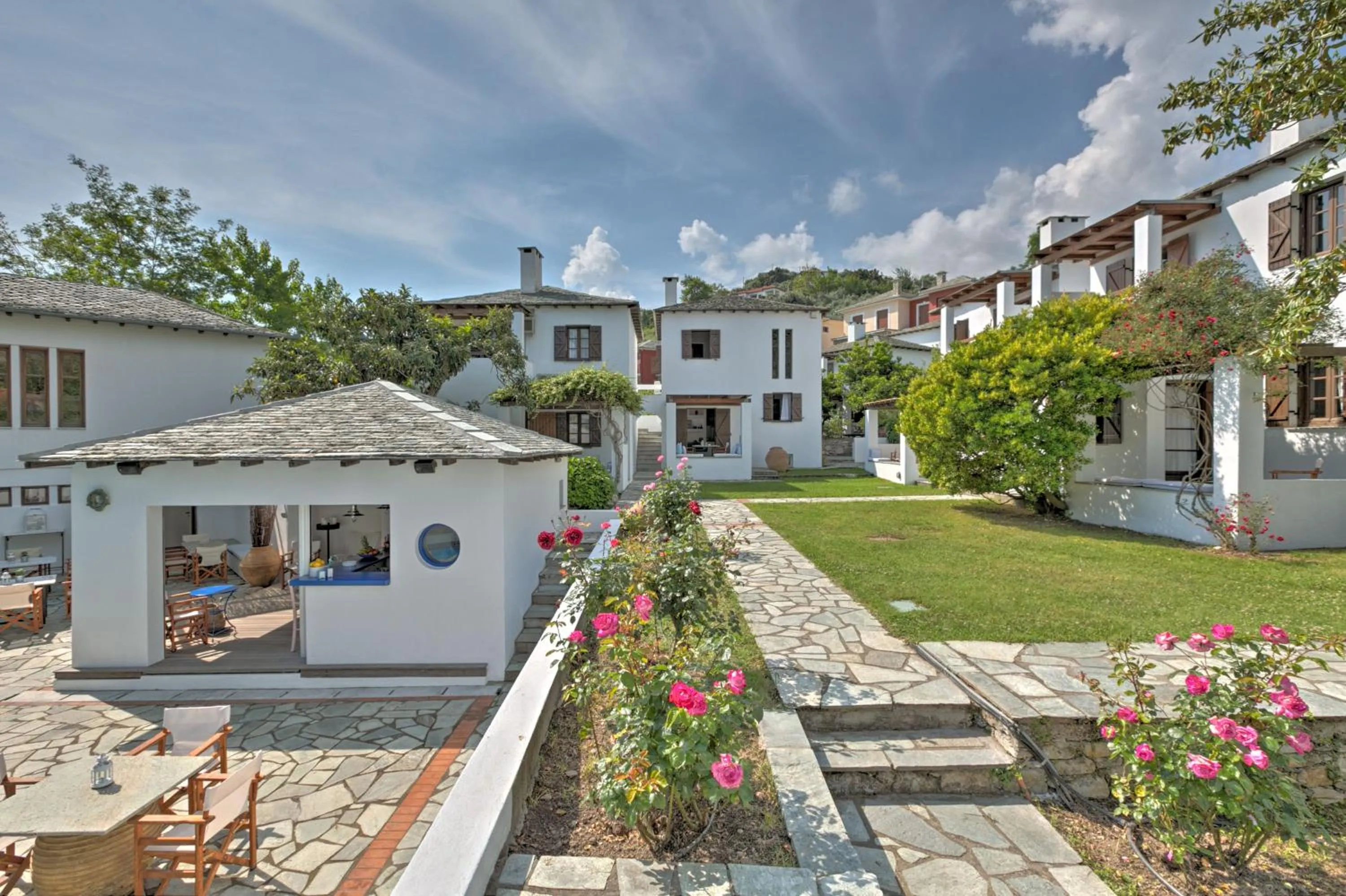 Garden in Aeolos Hotel & Villas - Pelion