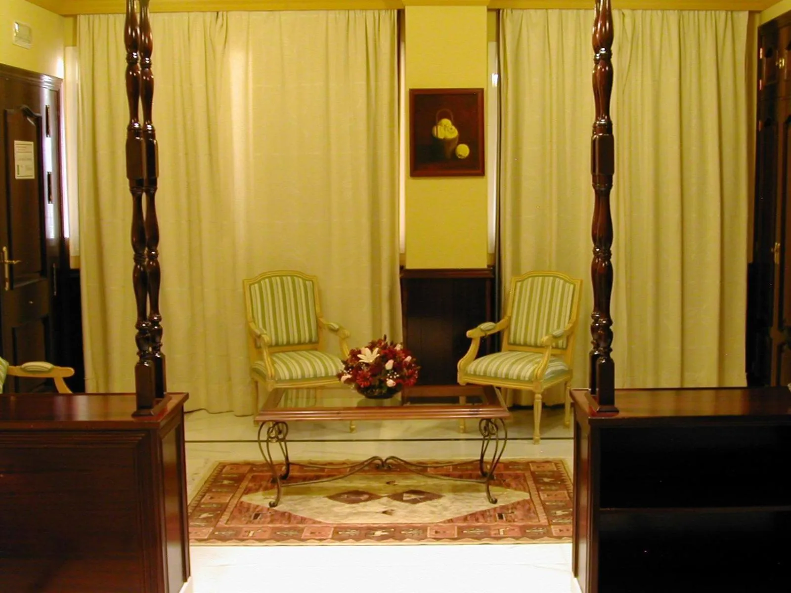 Seating area in Hotel Las Acacias