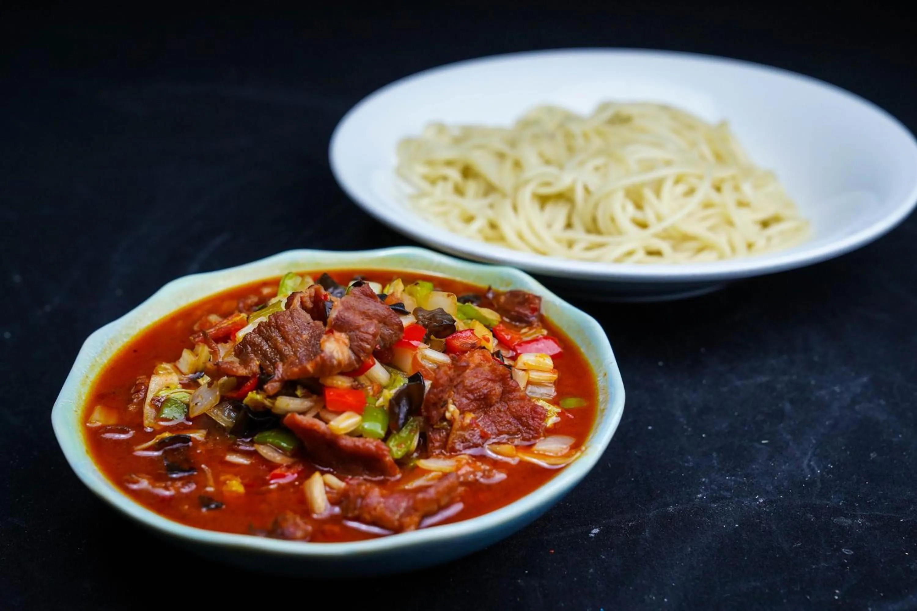 Restaurant/places to eat in Grand Mercure Hotel Hualing