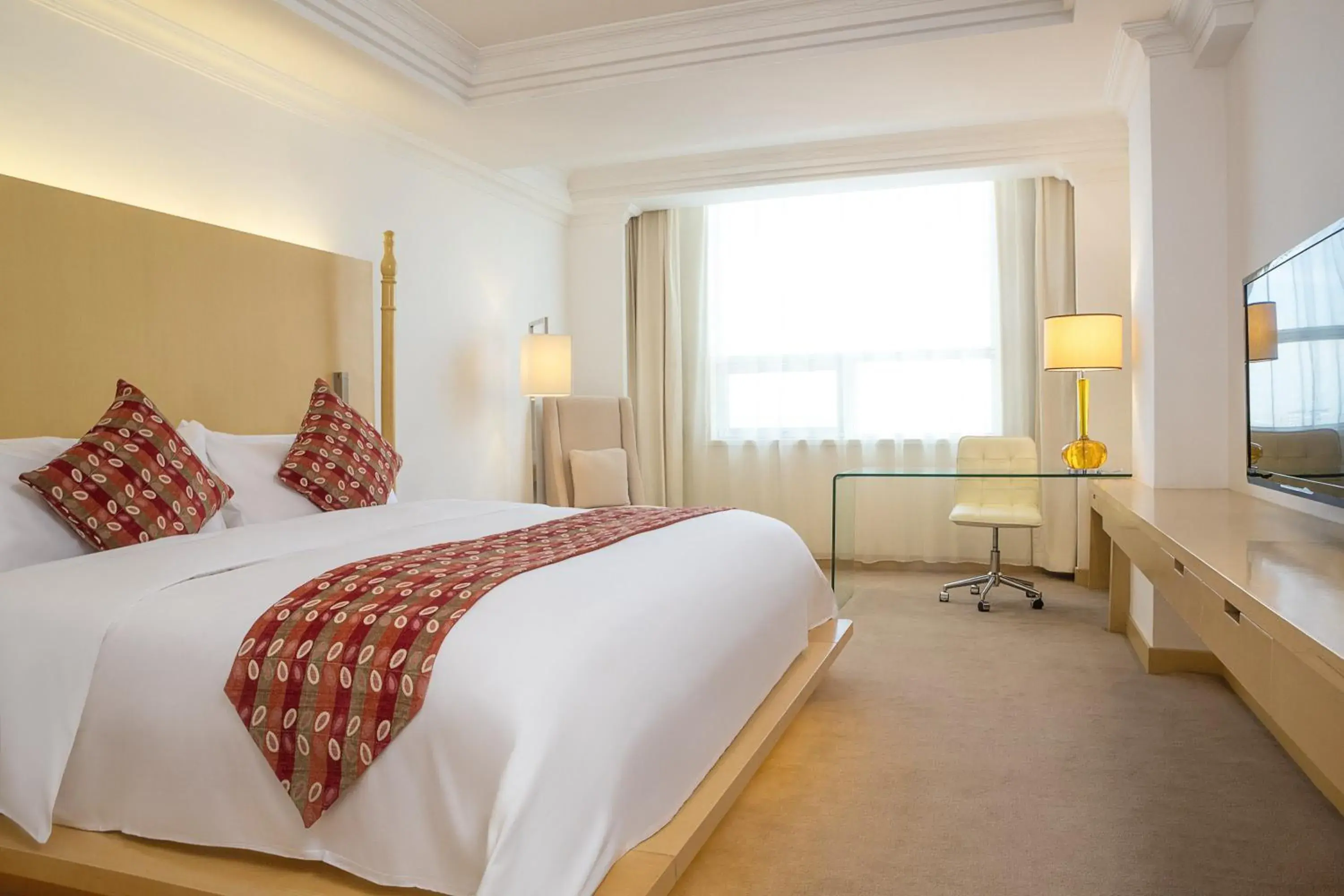 Photo of the whole room, Bed in Grand Mercure Hotel Hualing Photo of the whole room, Bed in Grand Mercure Hotel Hualing