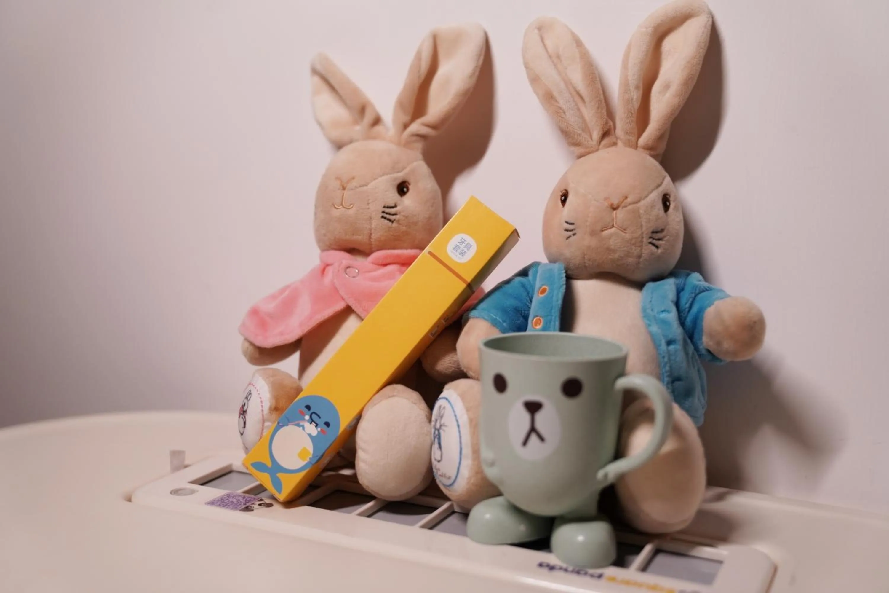 children in Grand Mercure Hotel Hualing