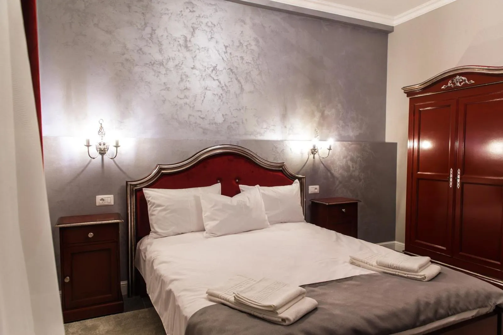 Bed in Artisans Boutique Villa