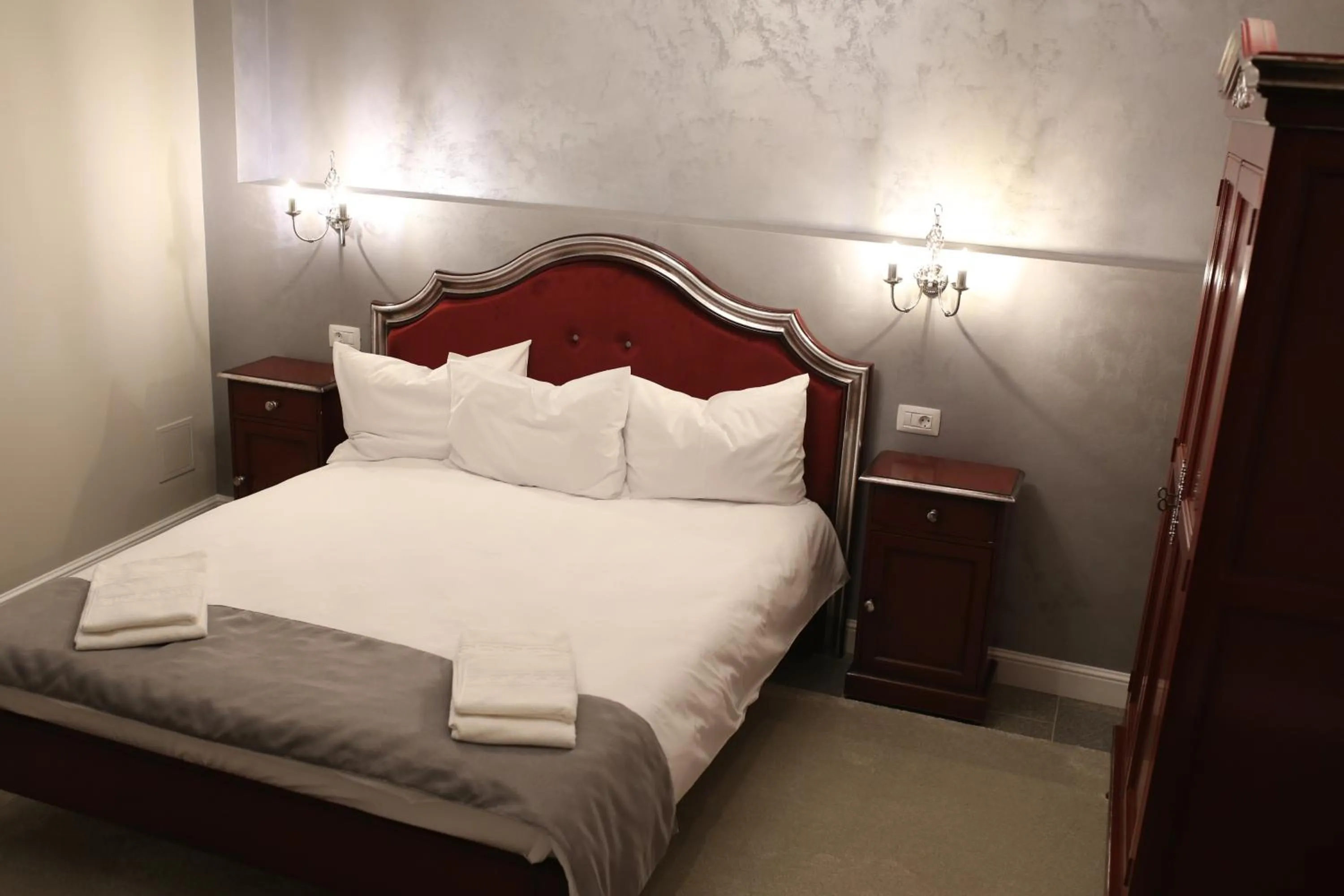 Bed in Artisans Boutique Villa