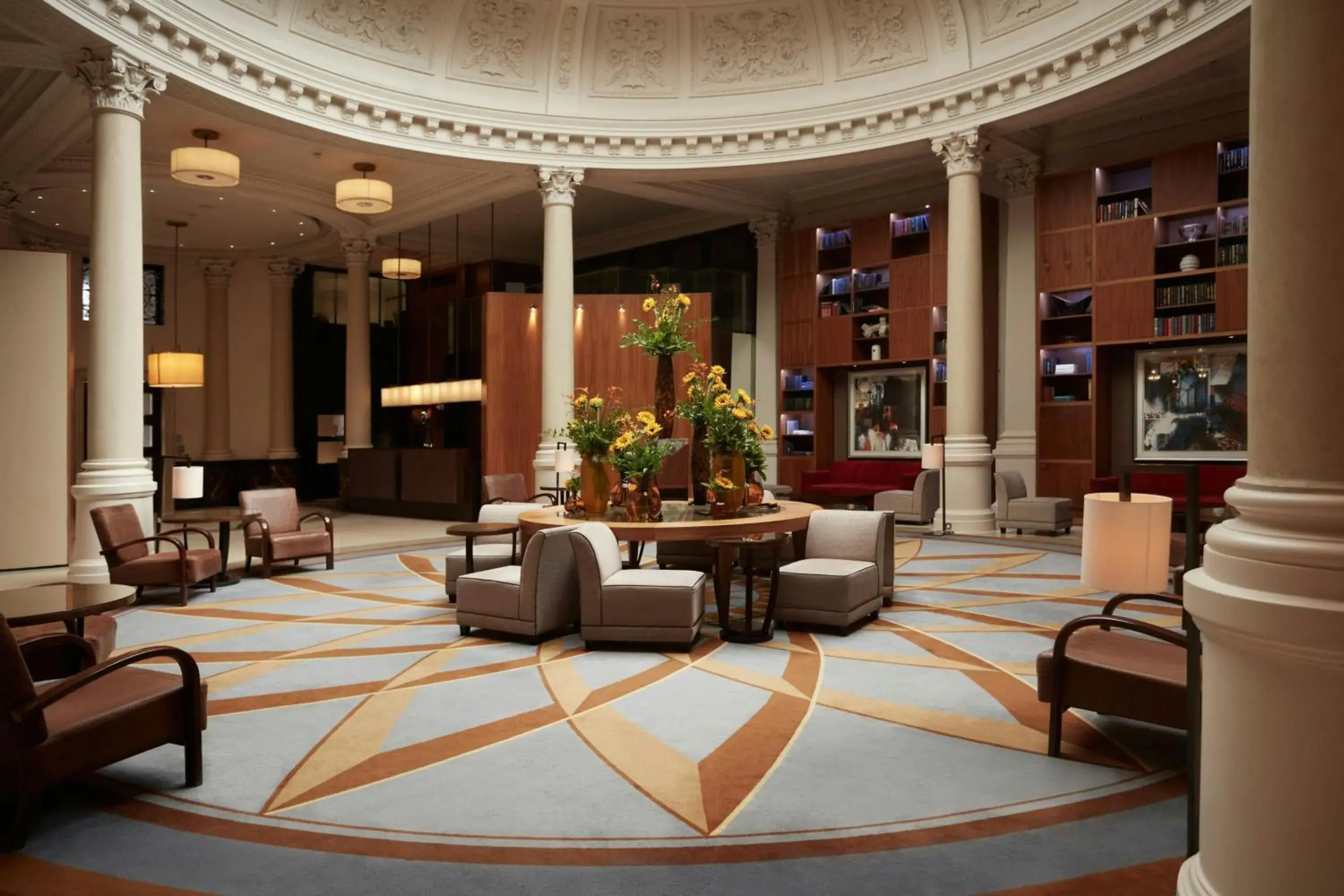 Restaurant/places to eat in Threadneedles, Autograph Collection Restaurant/places to eat in Threadneedles, Autograph Collection