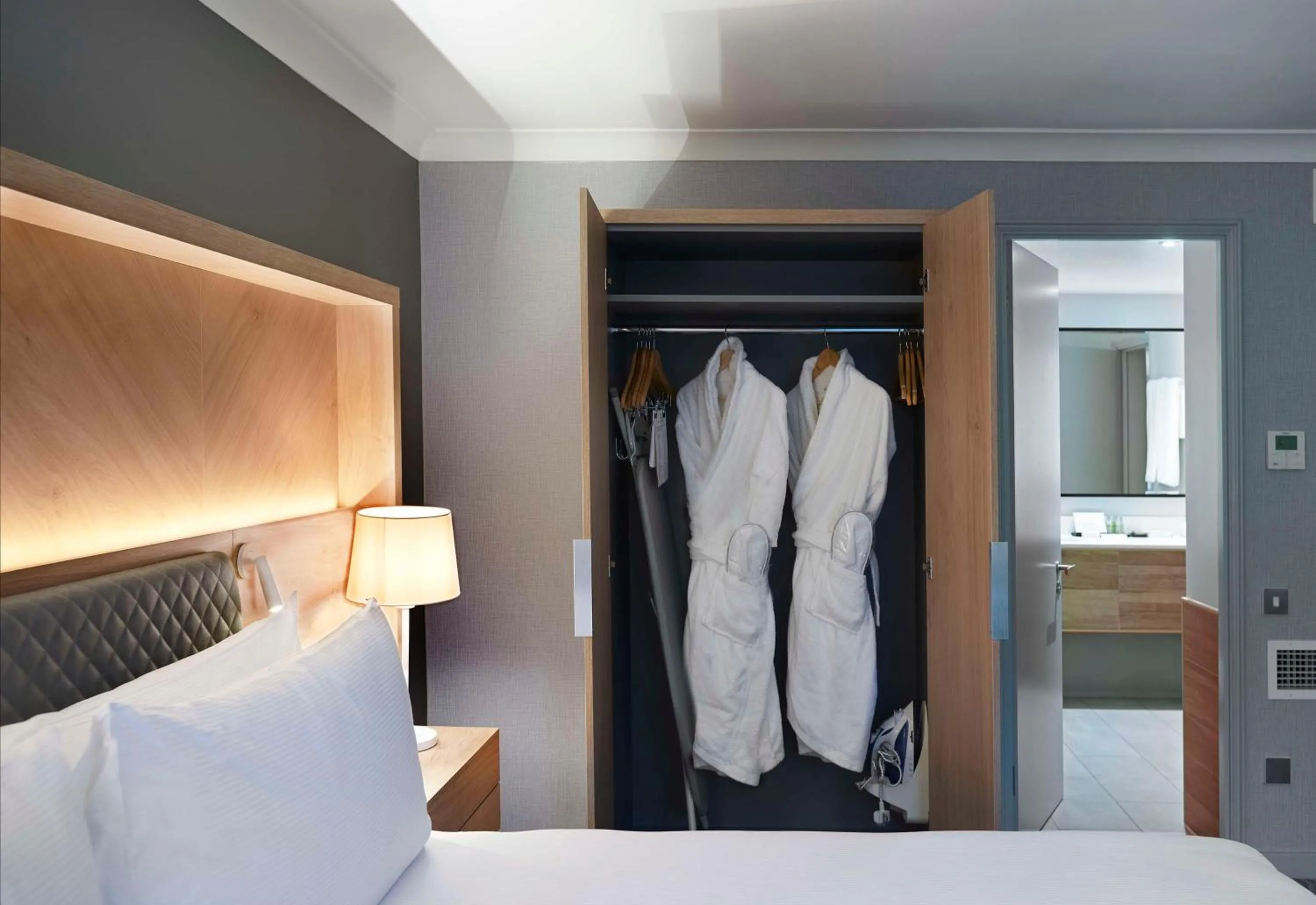 Bed in Hilton Cobham