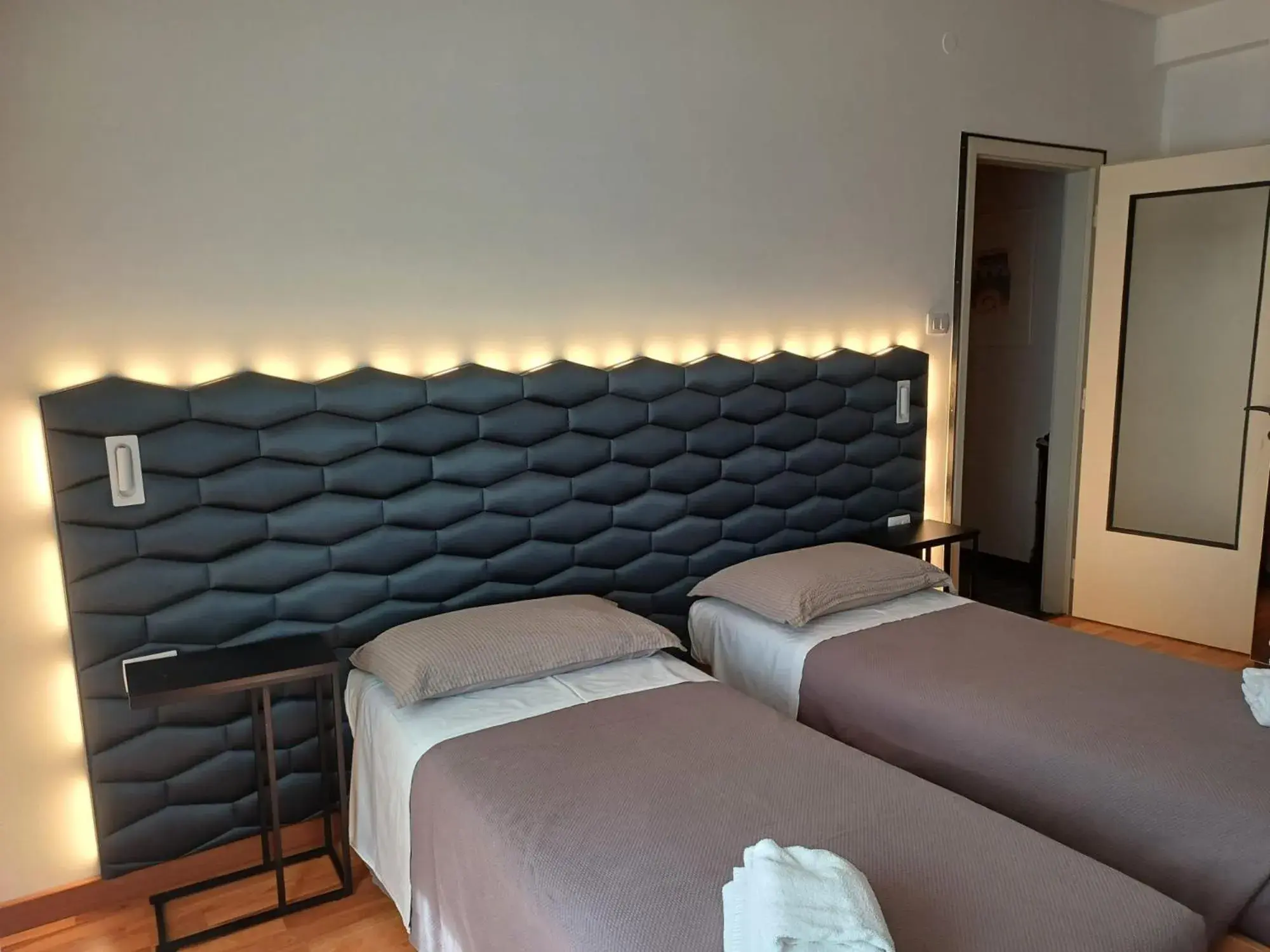 Twin Room - single occupancy in Residence Sole Twin Room - single occupancy in Residence Sole