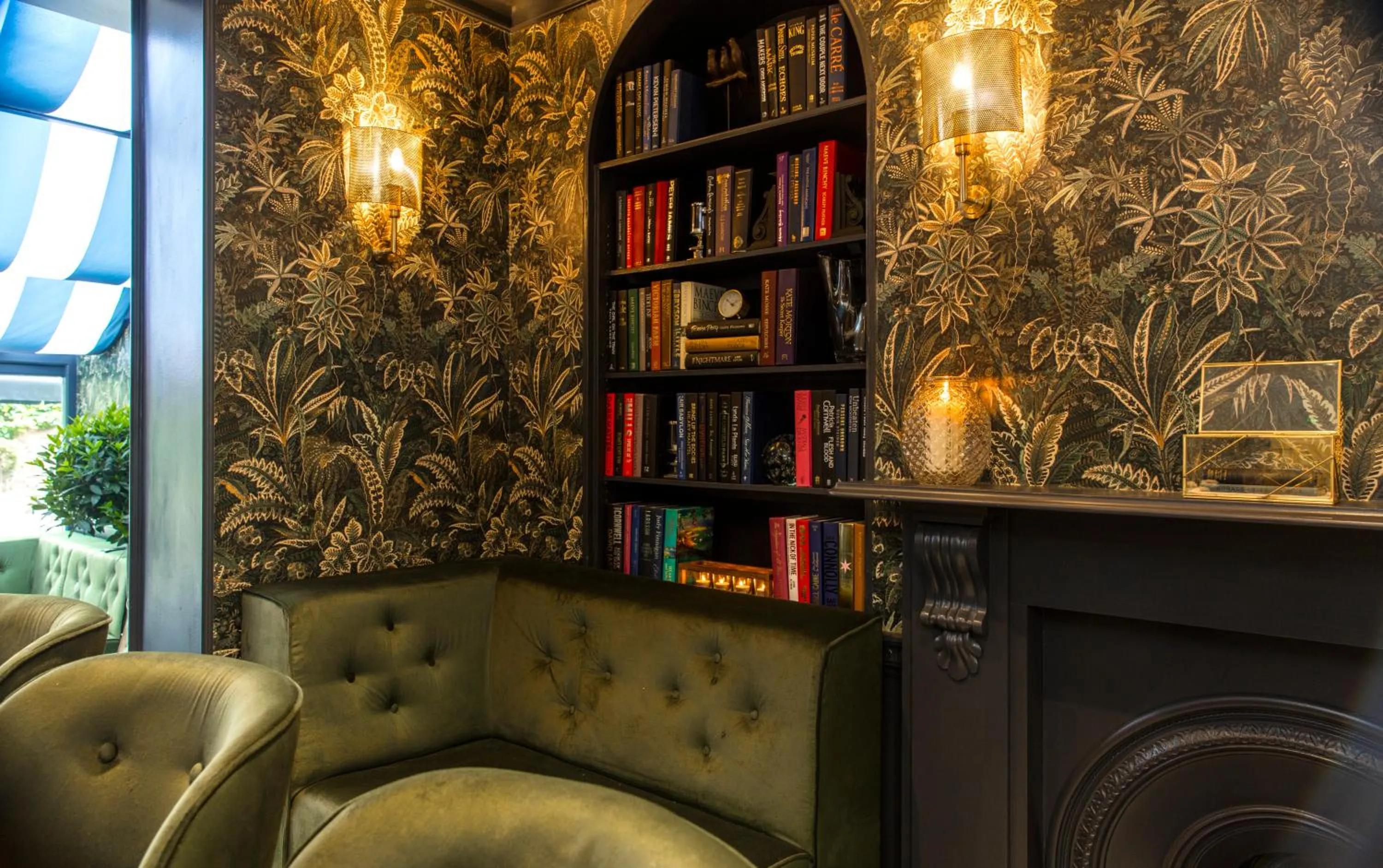 Lounge or bar in The Academy - Small Luxury Hotels of the World