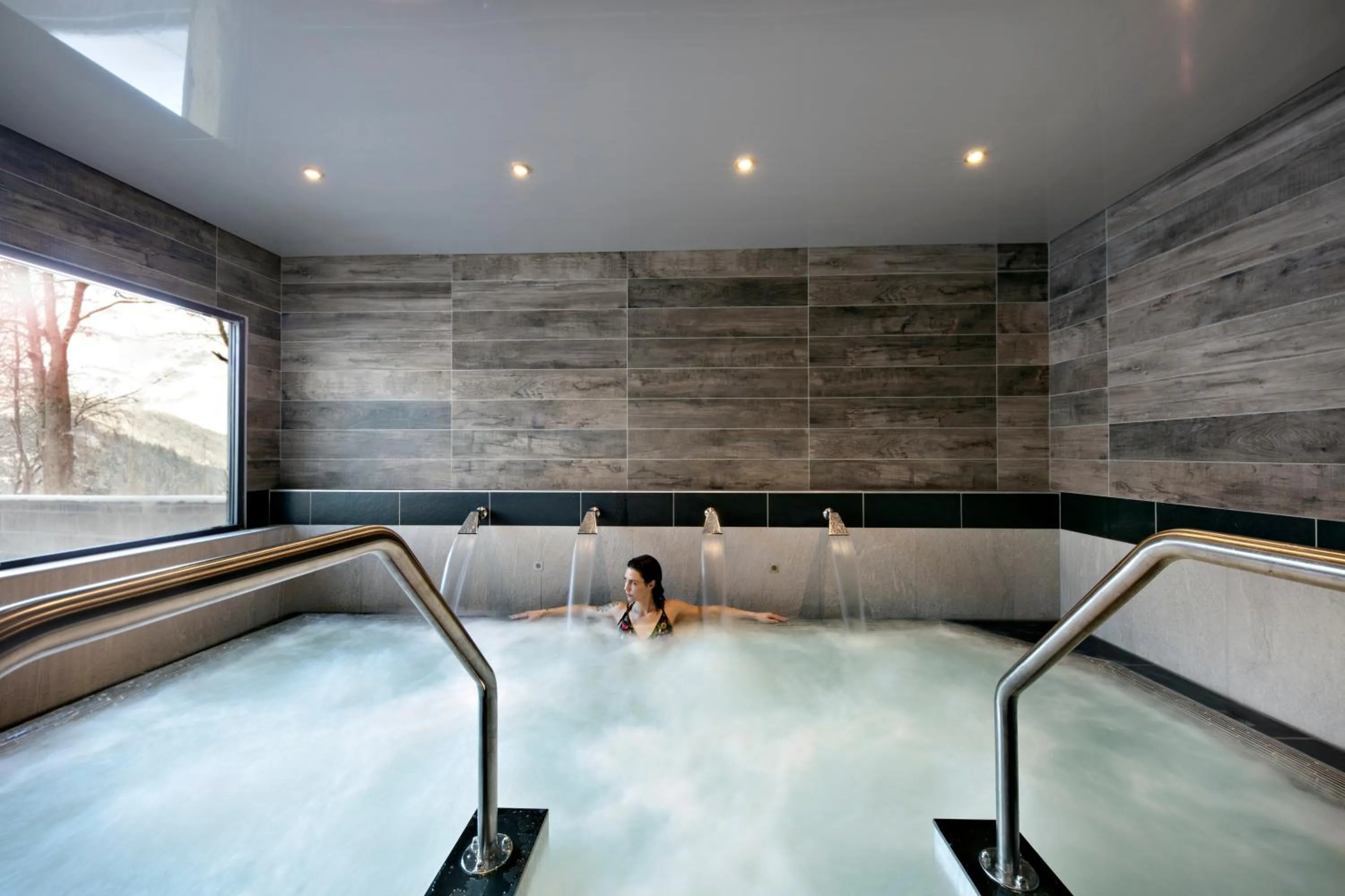 Hot Tub in MGM Hôtels & Résidences - Résidence Chalets Elena