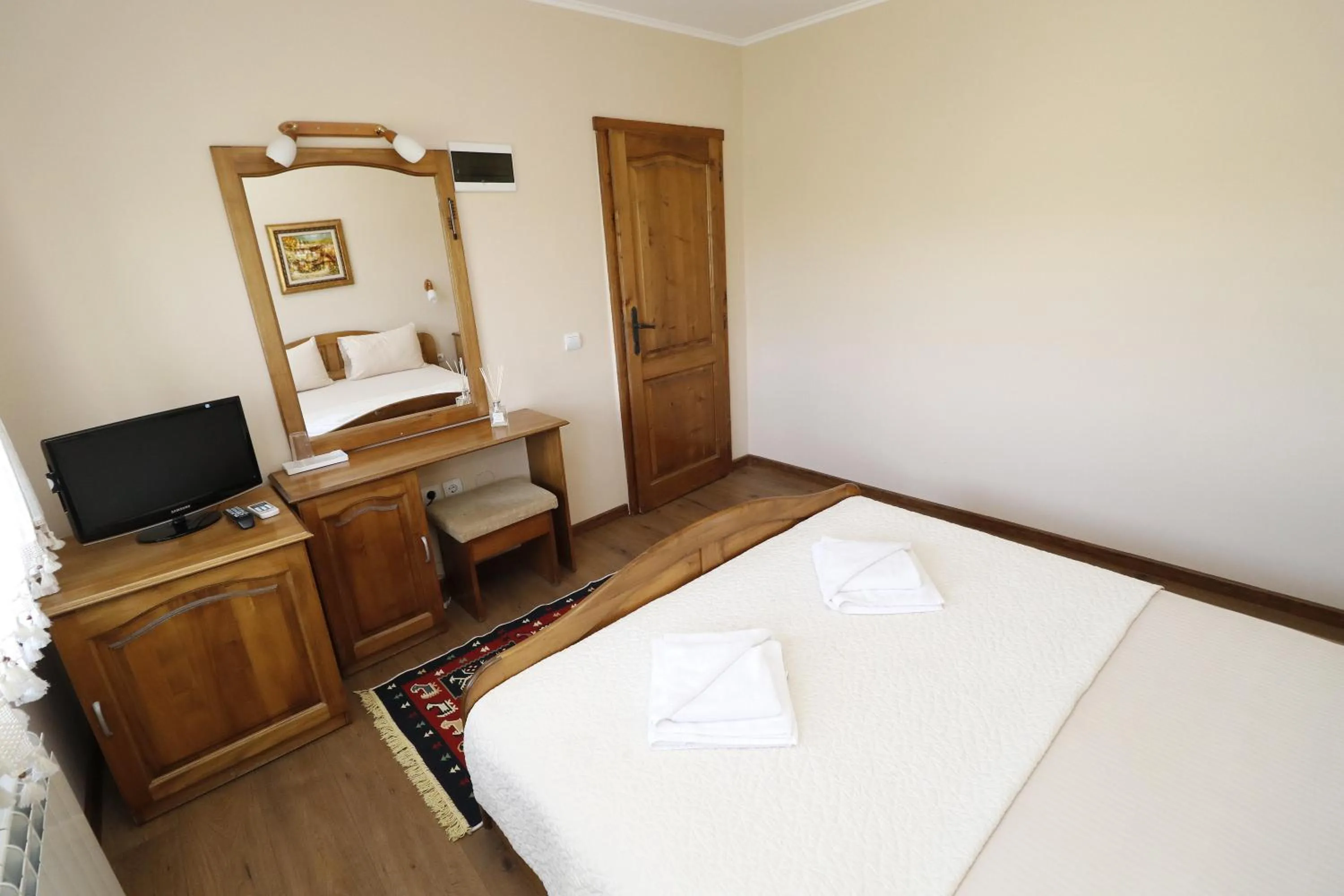 Bedroom, Bed in Family Hotel Arbanashka Sreshta