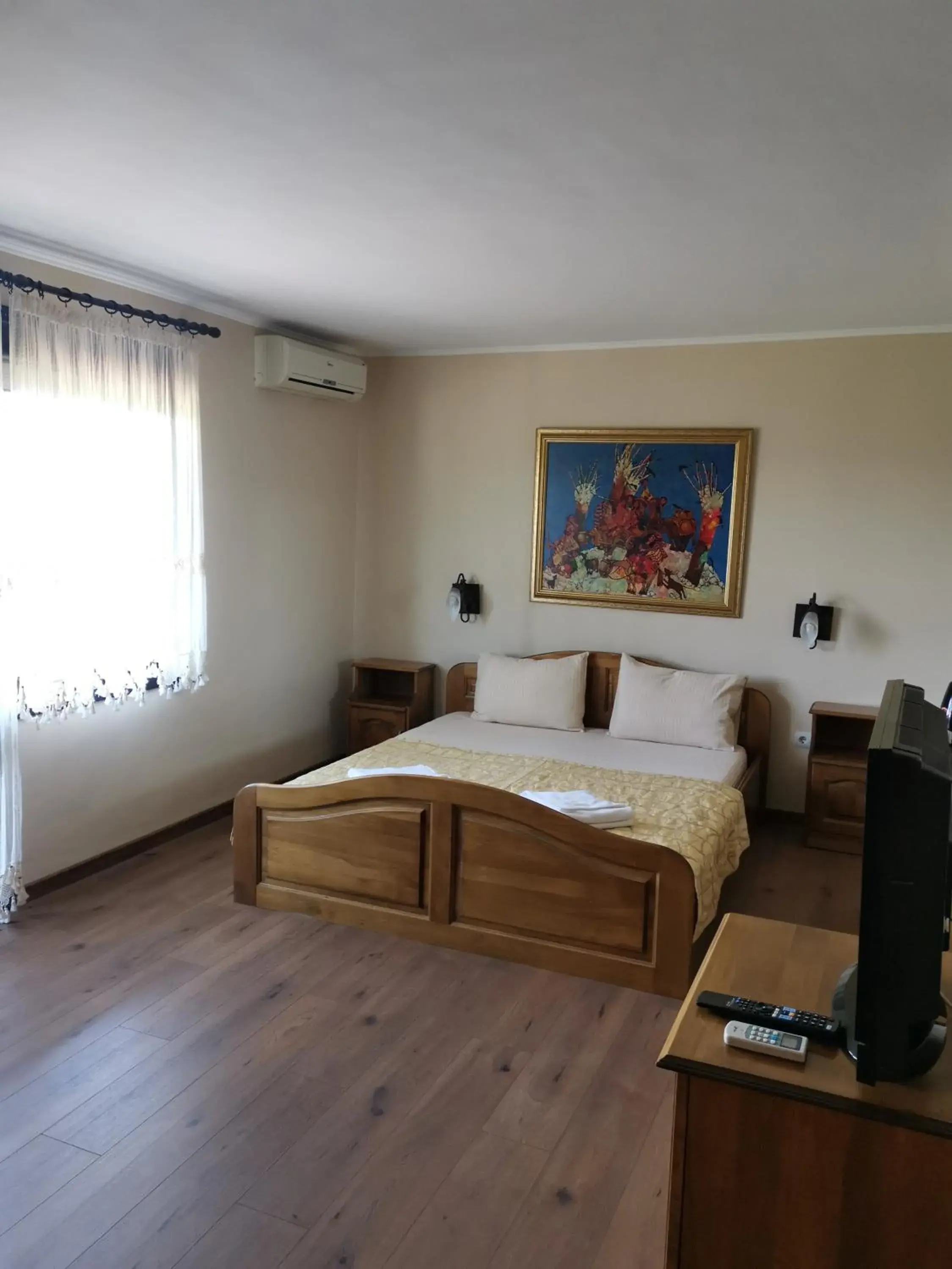 Studio with Pool View in Family Hotel Arbanashka Sreshta Studio with Pool View in Family Hotel Arbanashka Sreshta