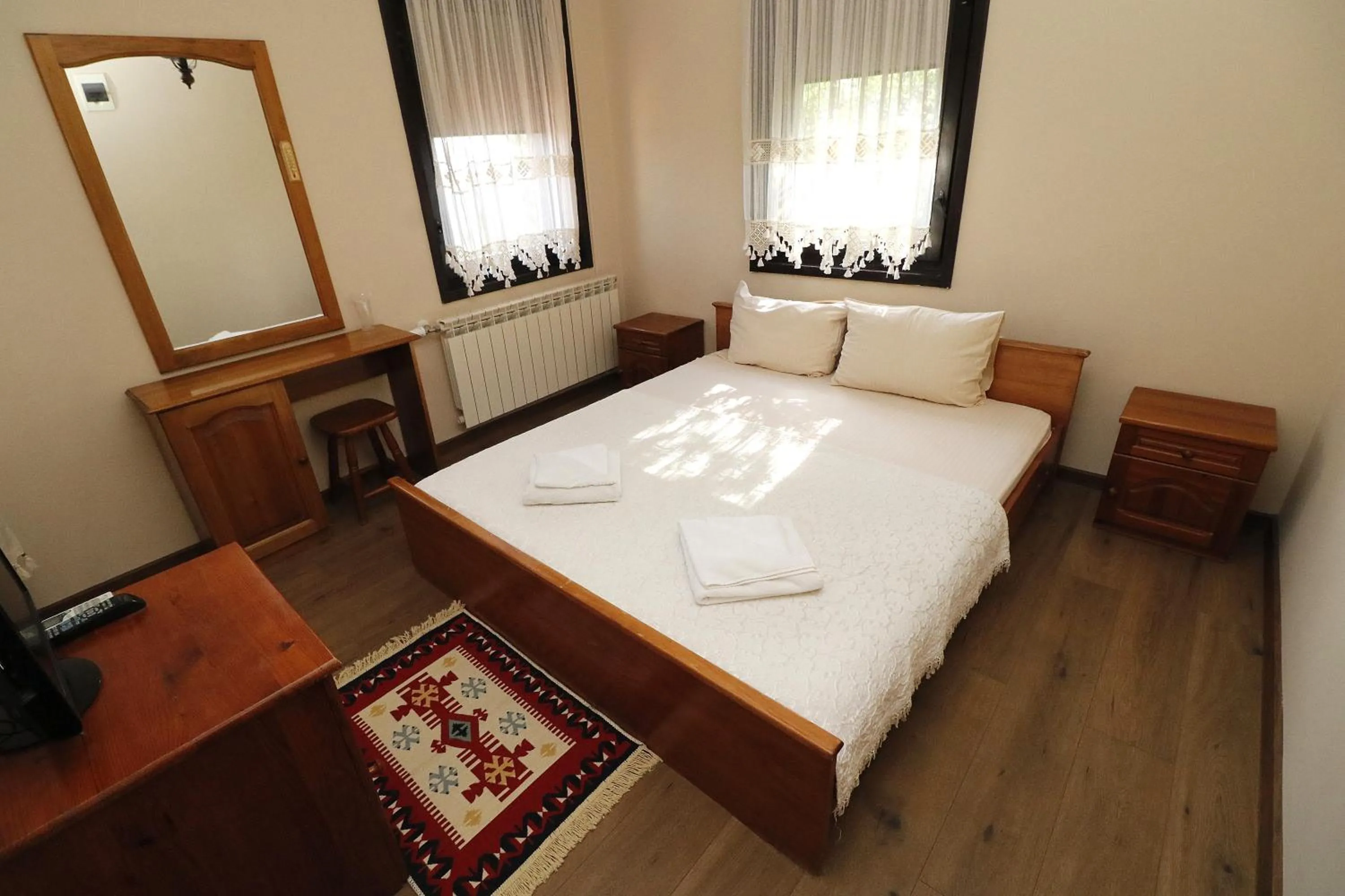 Bedroom, Bed in Family Hotel Arbanashka Sreshta