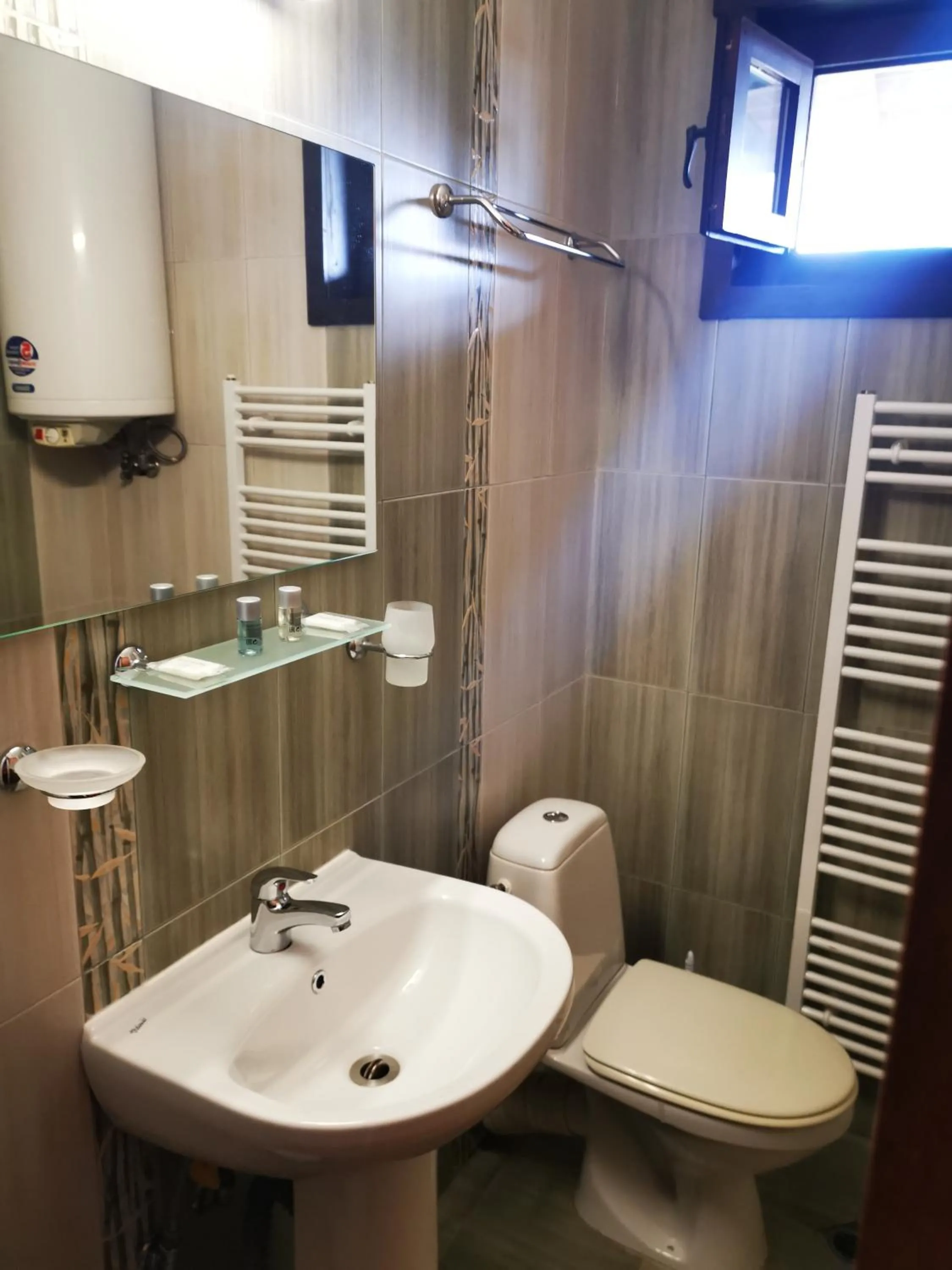 Bathroom in Family Hotel Arbanashka Sreshta
