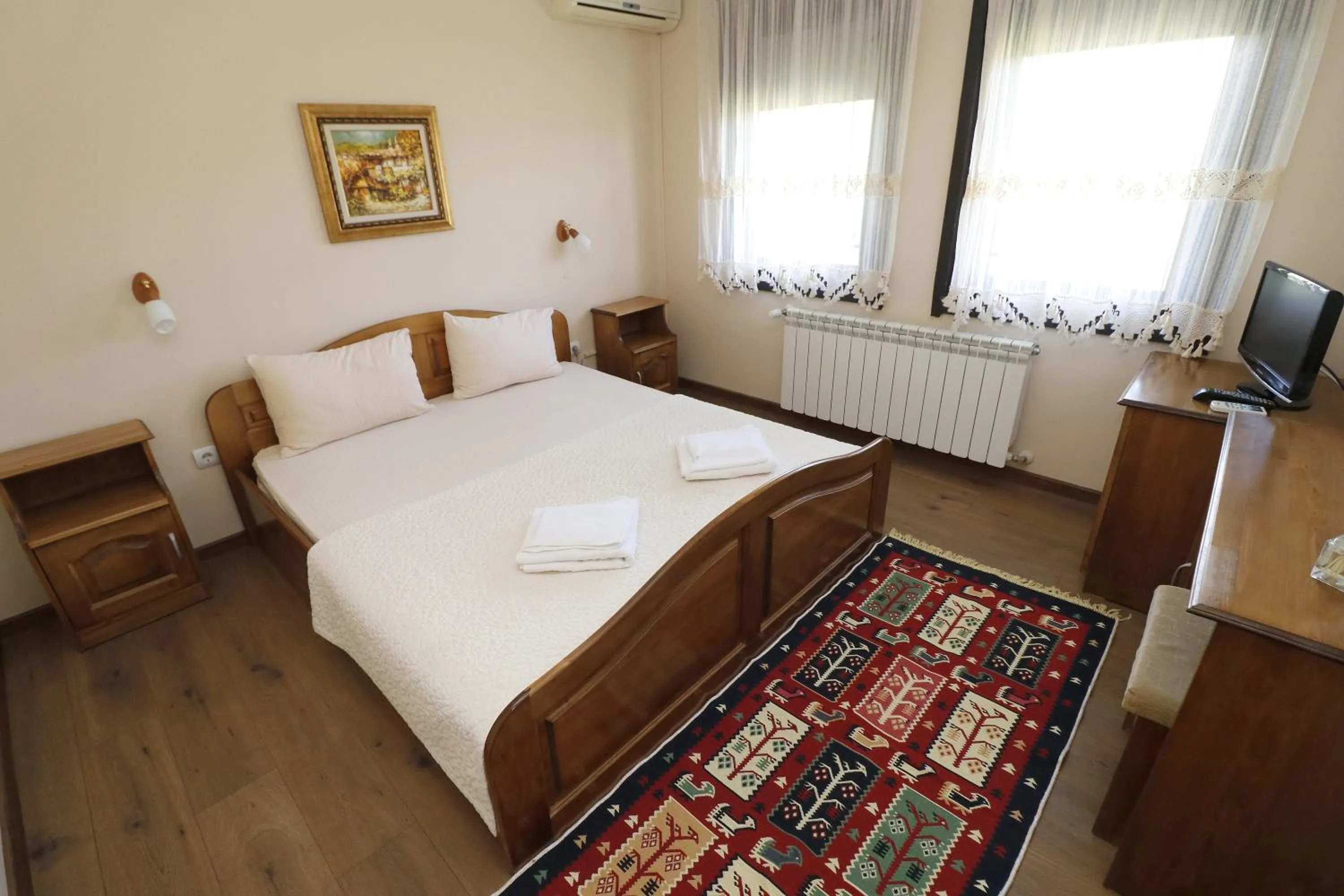 Bedroom, Bed in Family Hotel Arbanashka Sreshta