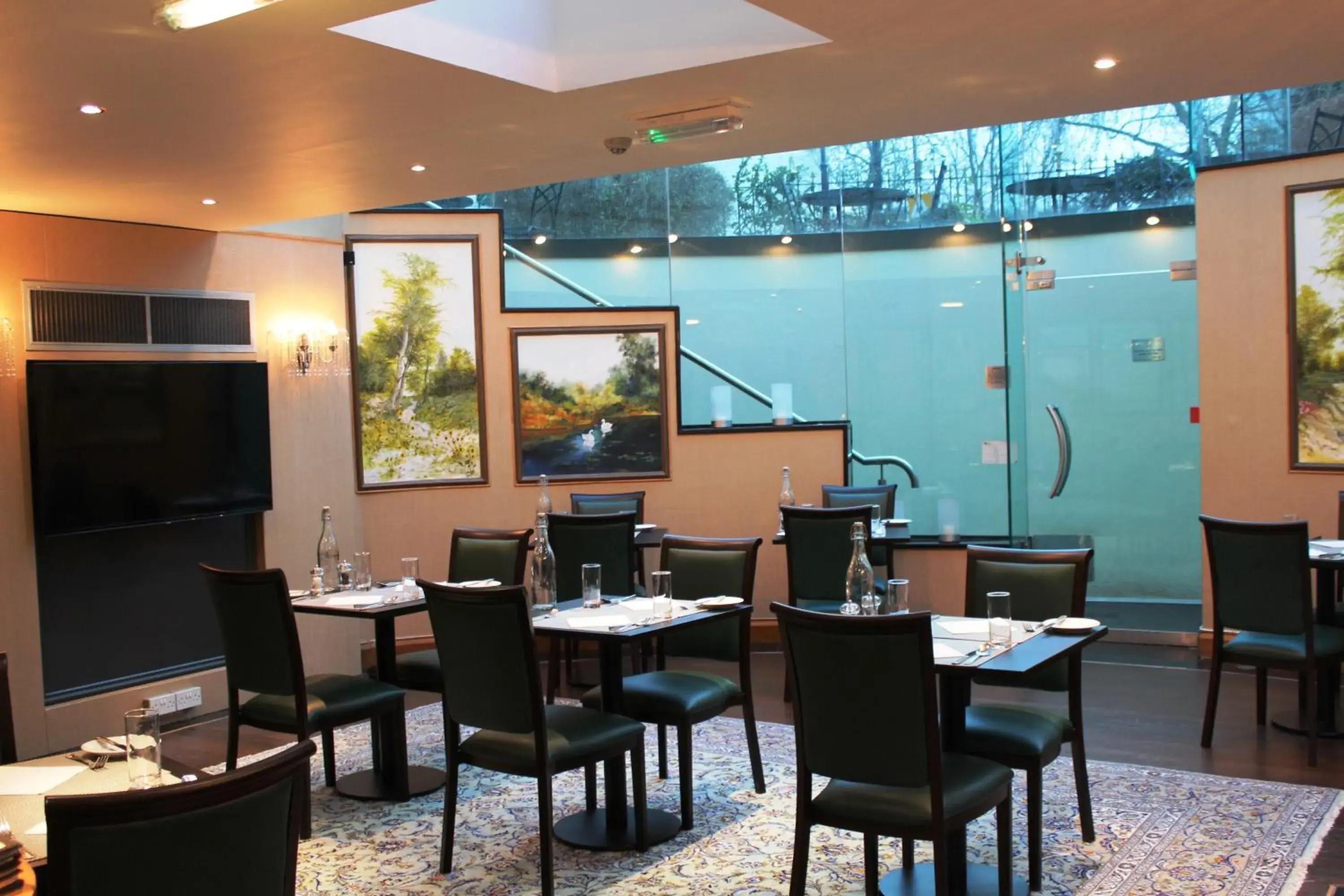 Restaurant/places to eat in The Colonnade Restaurant/places to eat in The Colonnade