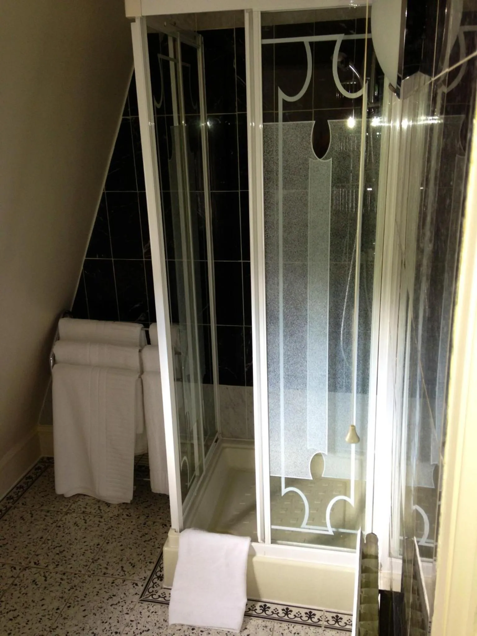 Decorative detail in The Colonnade