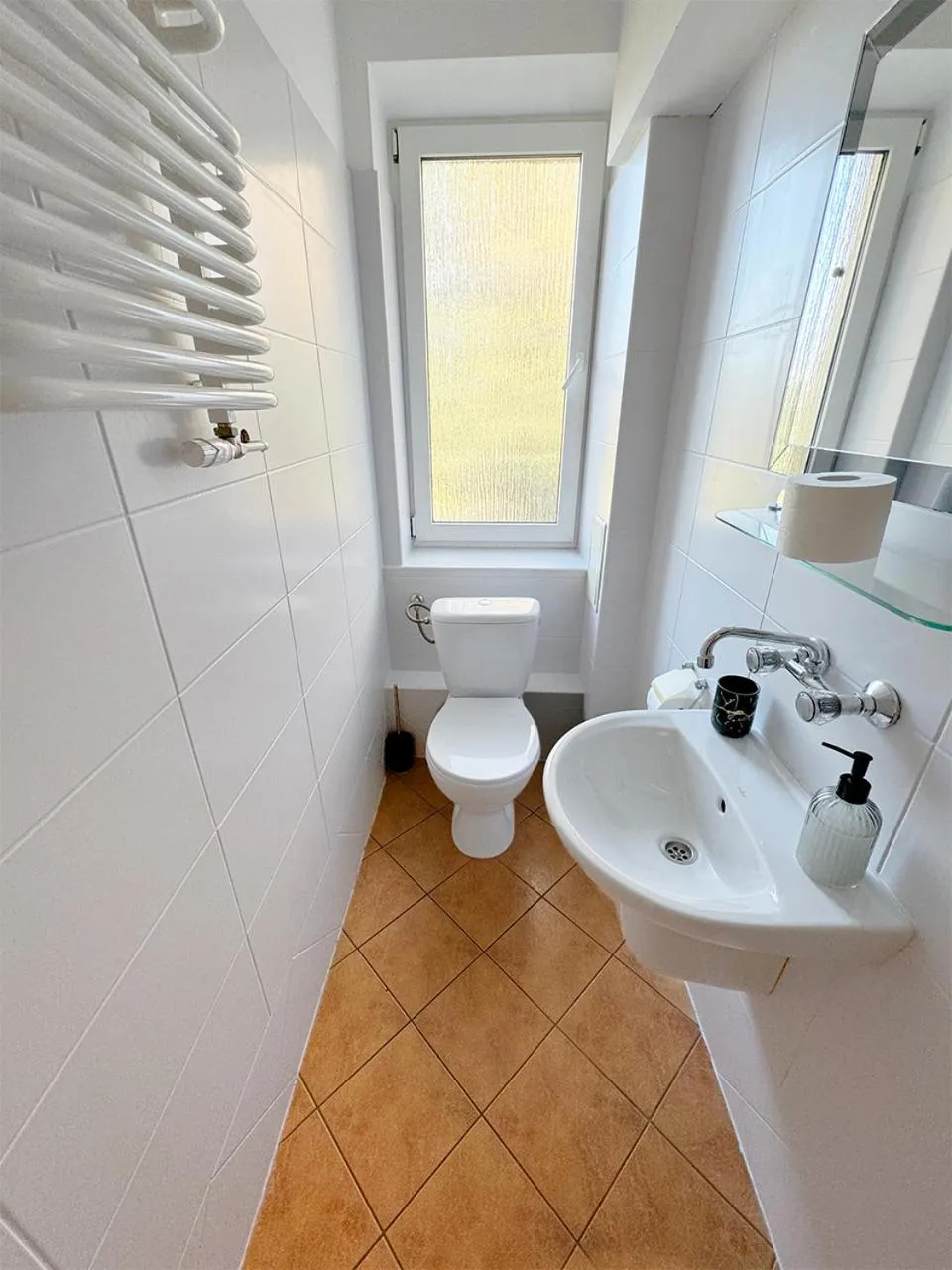 Toilet in Willa Elżbieta - komfortowy wypoczynek, znakomite recenzje Gości