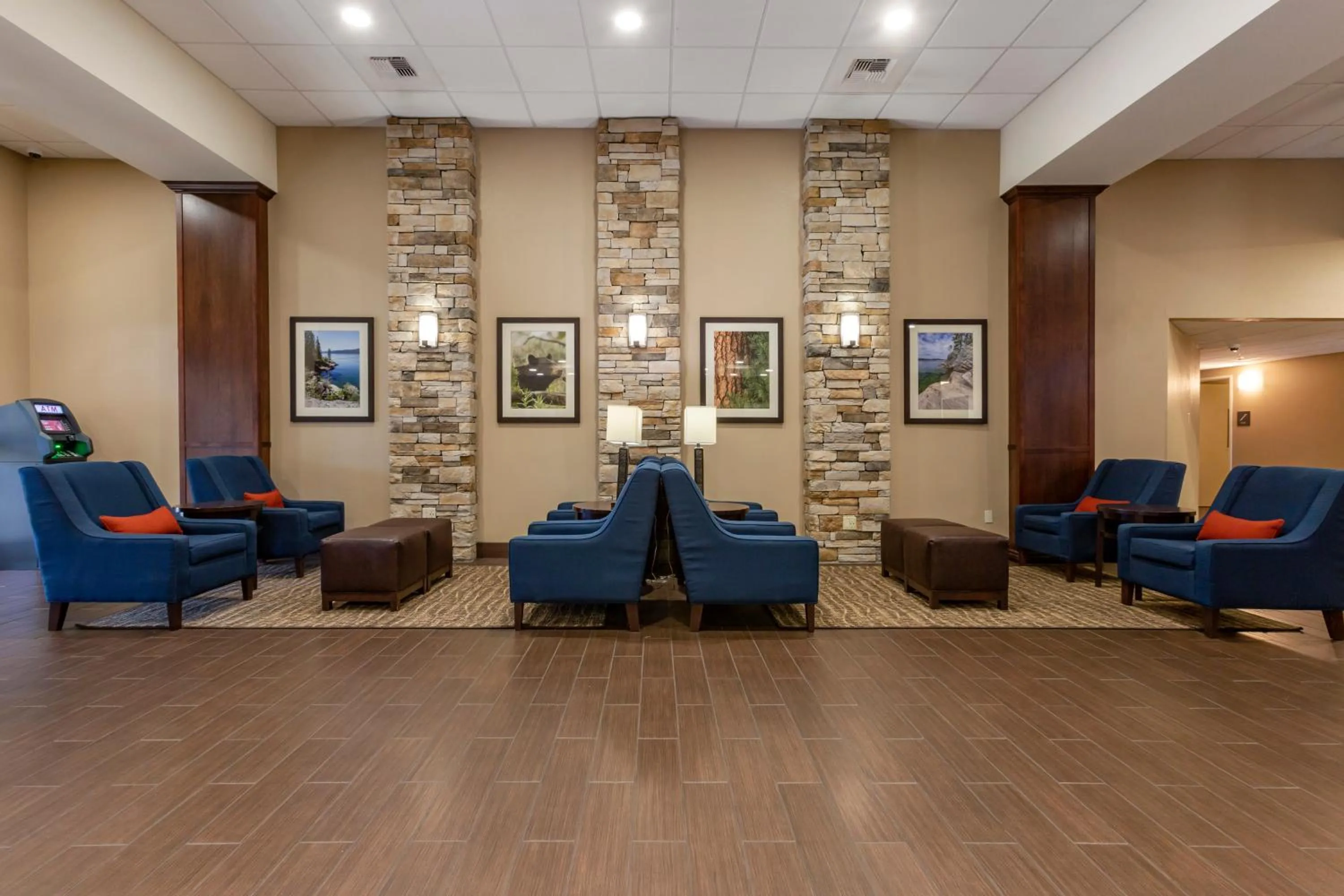 Lobby or reception in MainStay Suites Coeur d'Alene