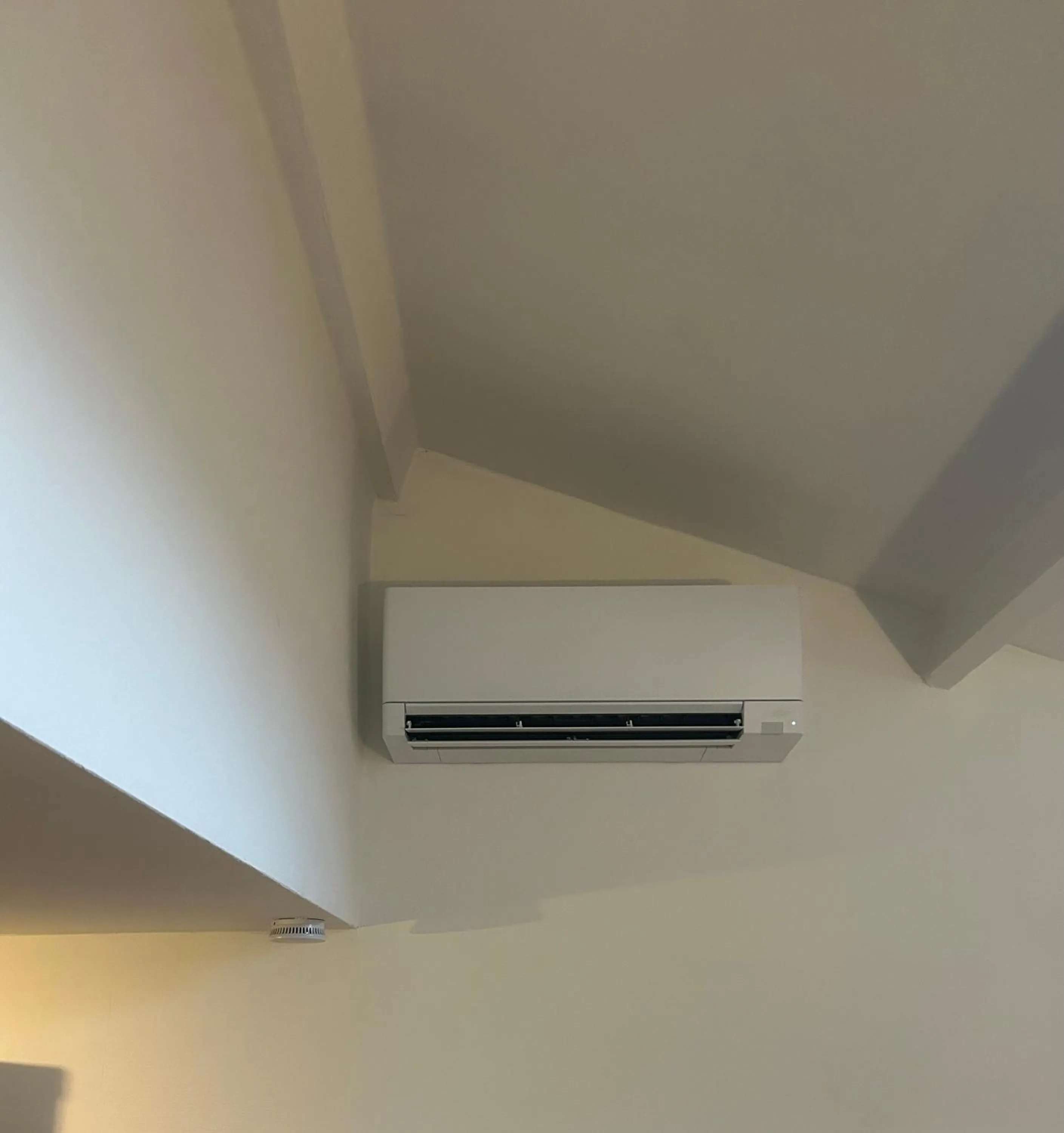air conditioner in B&B De Joker