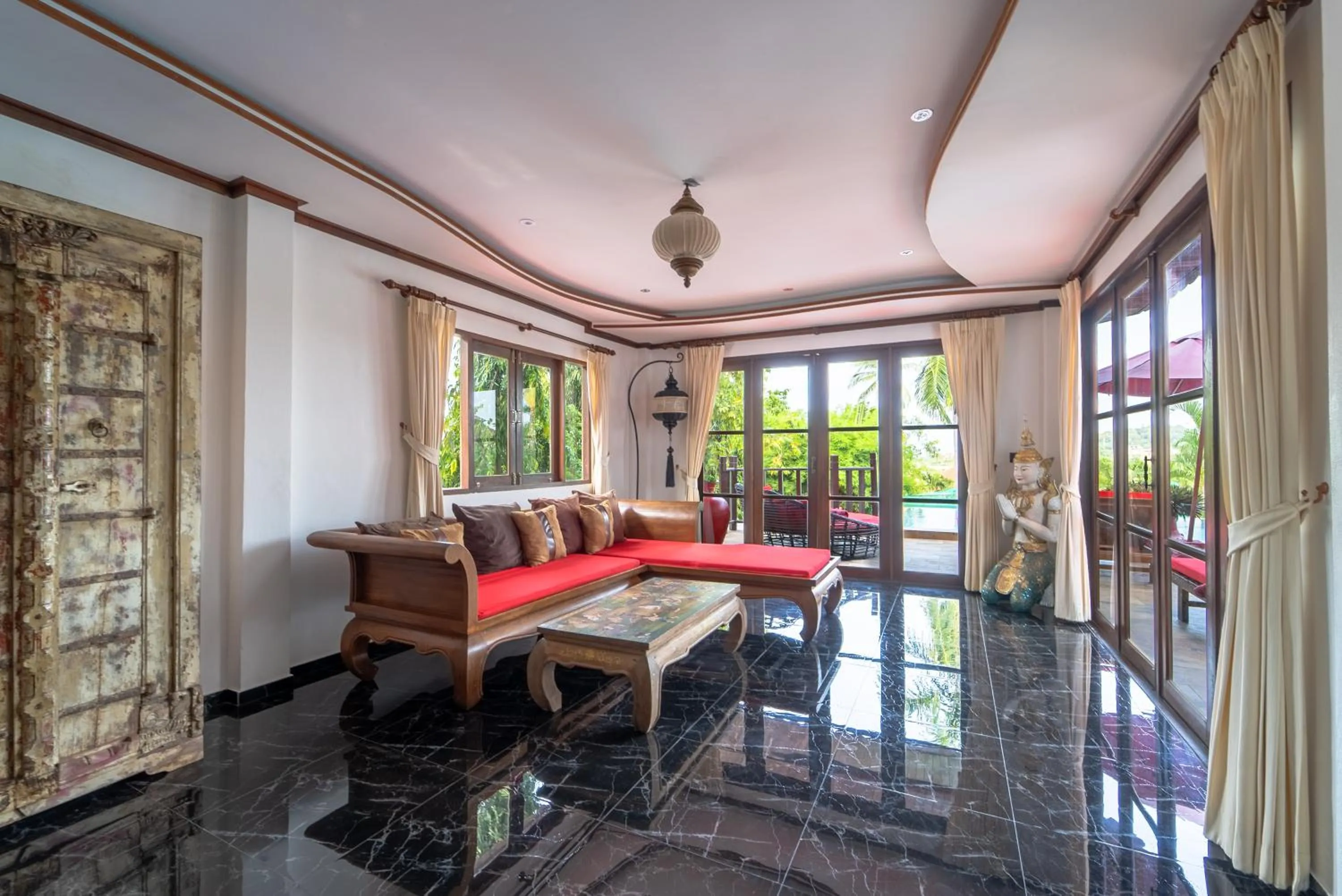 Living room in Paradise Island Estate