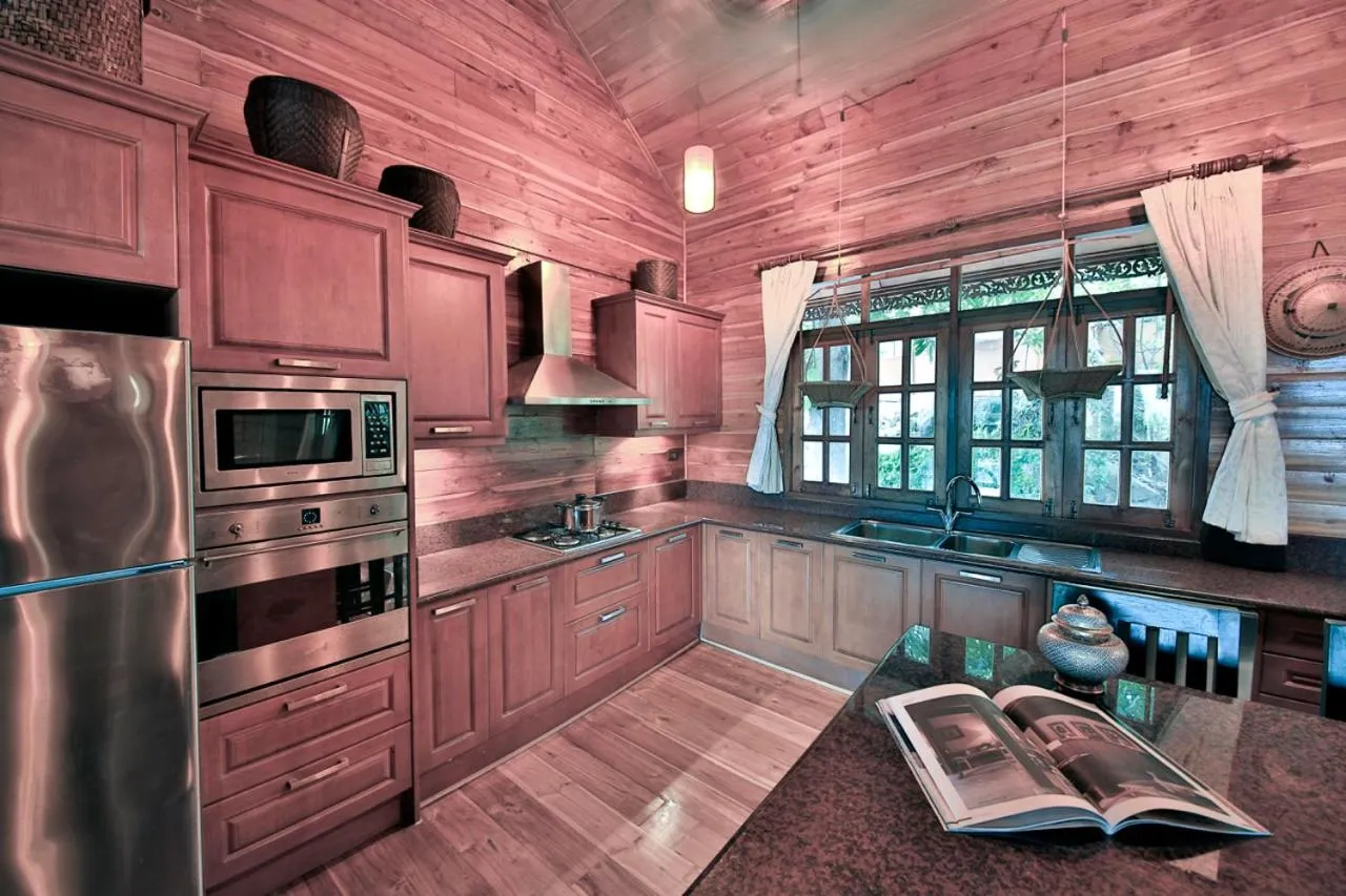 Kitchen or kitchenette in Paradise Island Estate