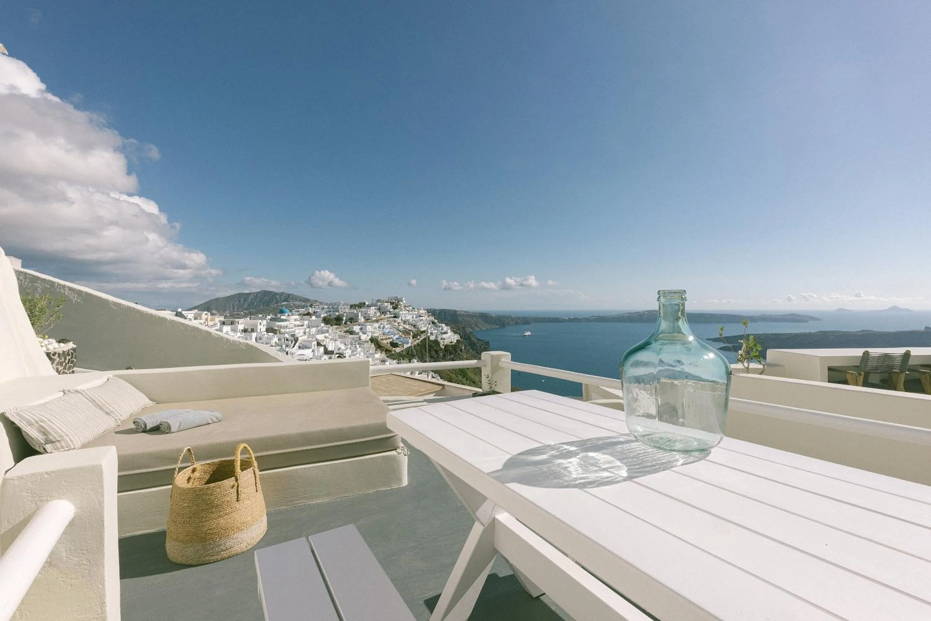 Blue Dolphins Apartments