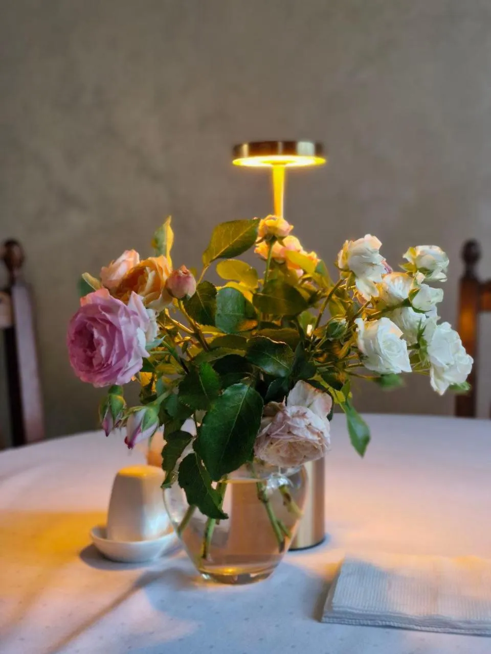 Restaurant/places to eat in Eduard Hotel