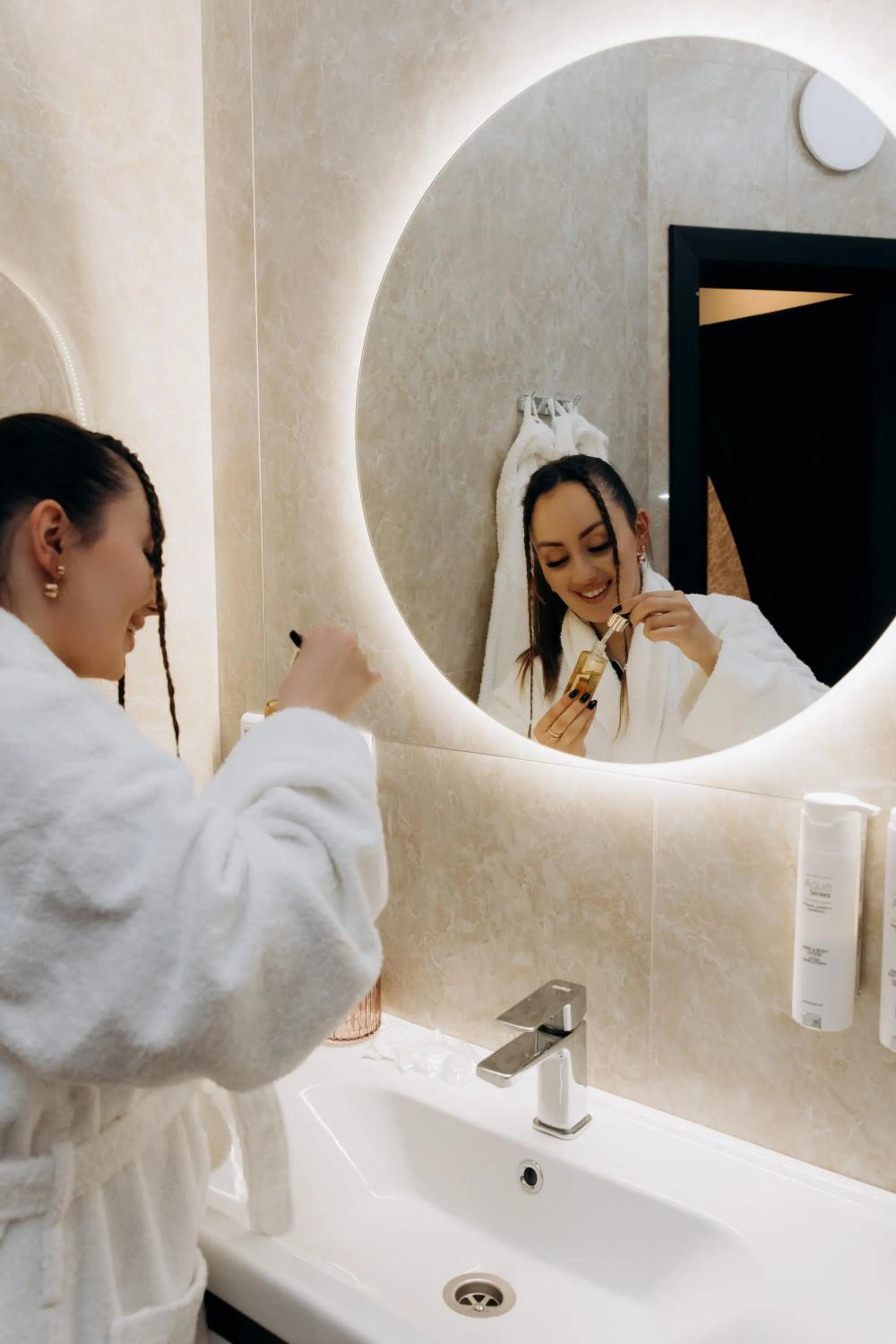 People in Eduard Hotel