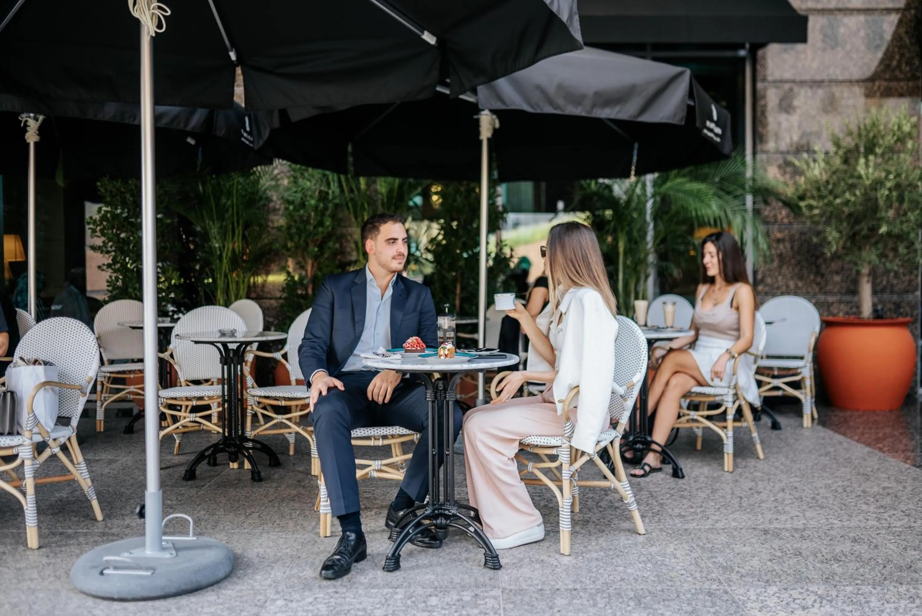 Restaurant/places to eat in The Ritz-Carlton Executive Residences