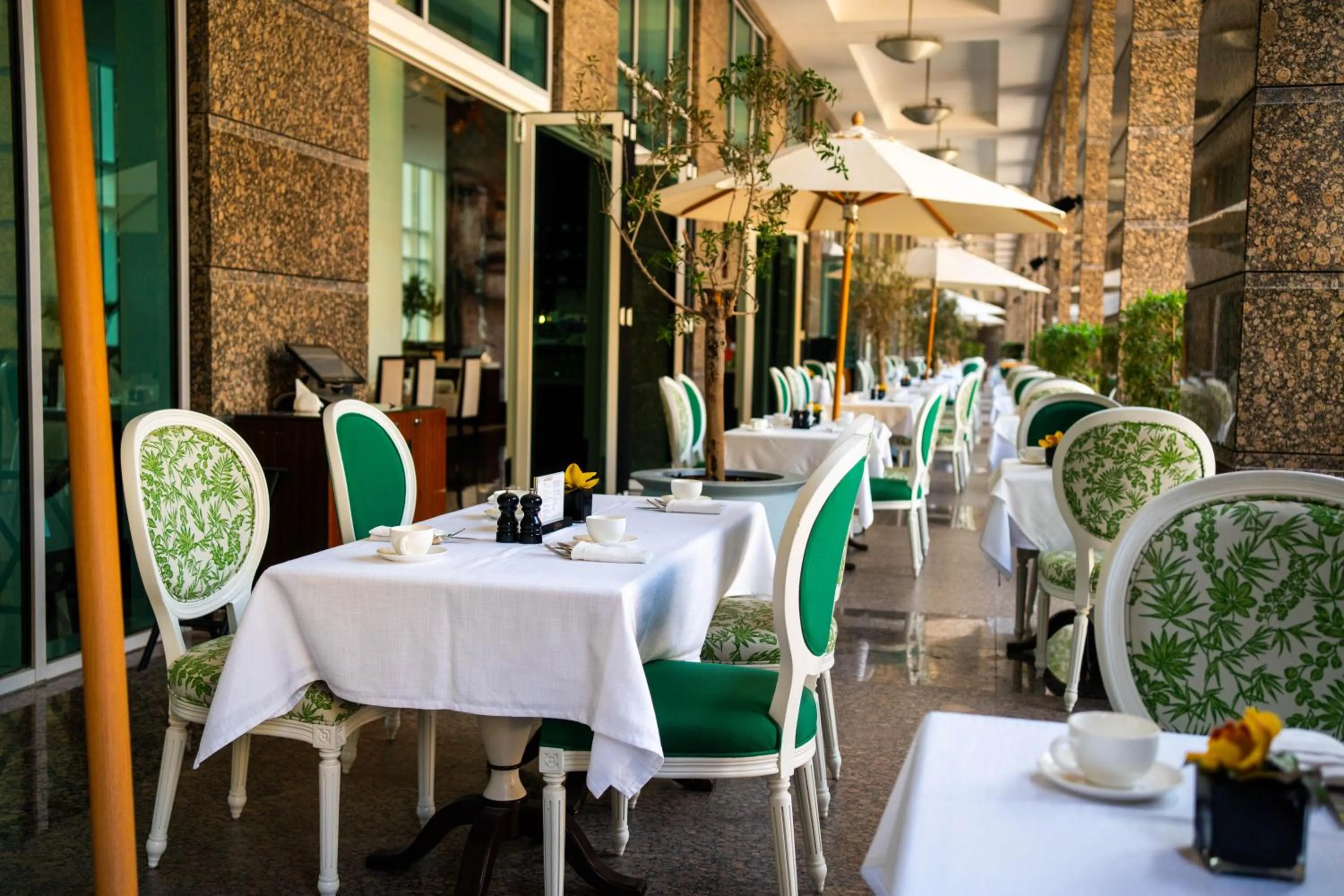 Restaurant/places to eat in The Ritz-Carlton Executive Residences