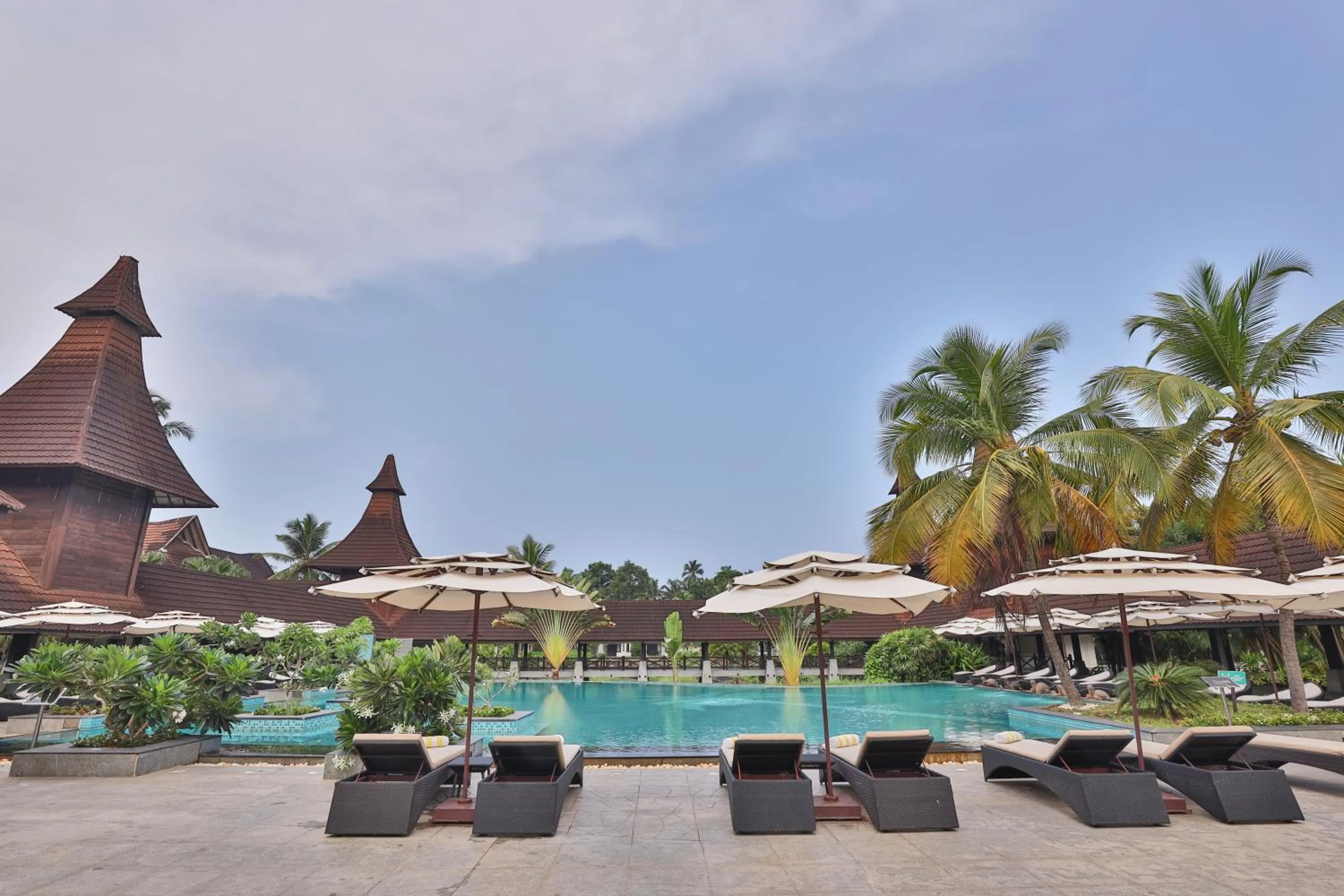 Swimming pool in The Lalit Resort & Spa Bekal