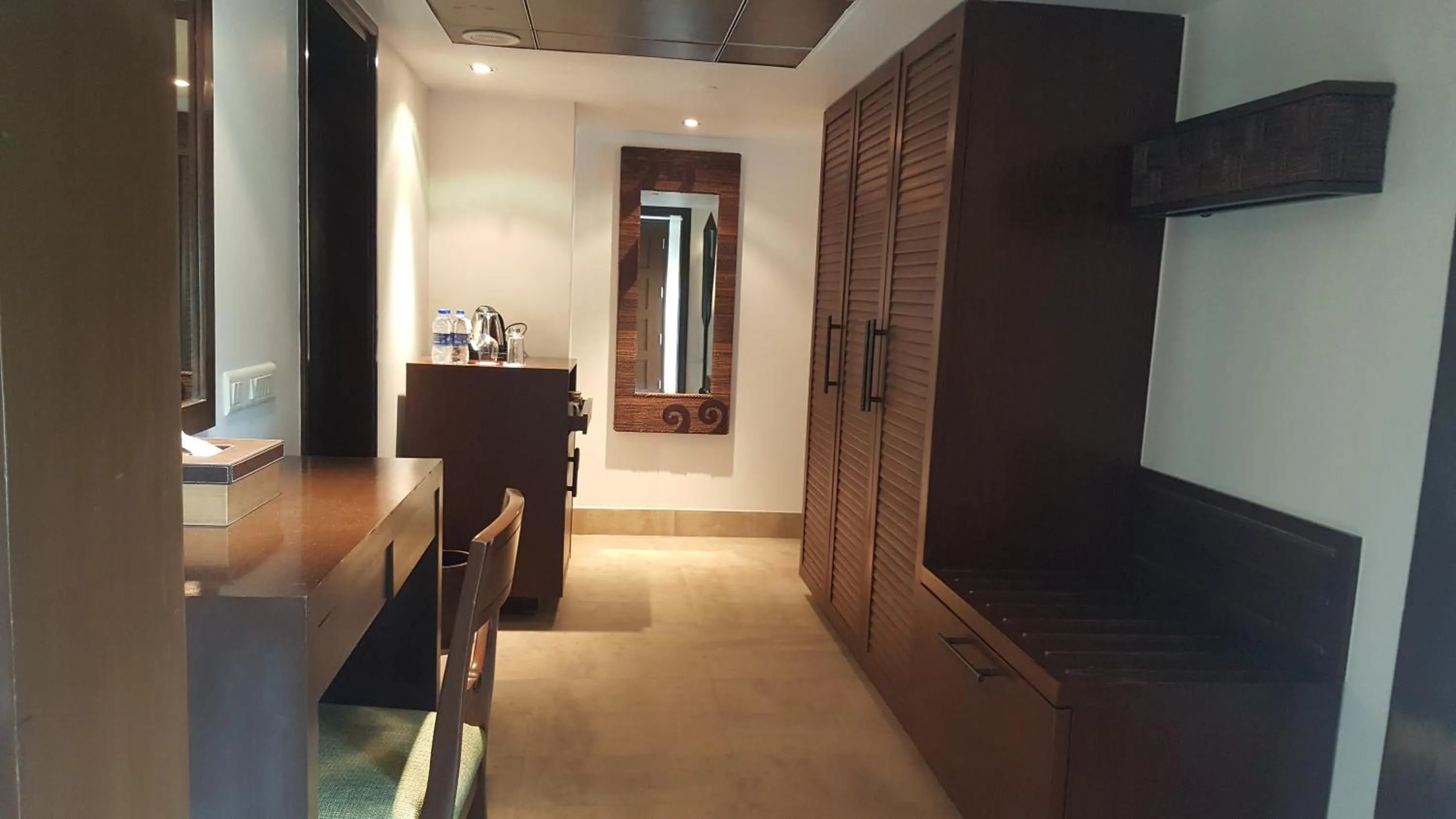 wardrobe in The Lalit Resort & Spa Bekal