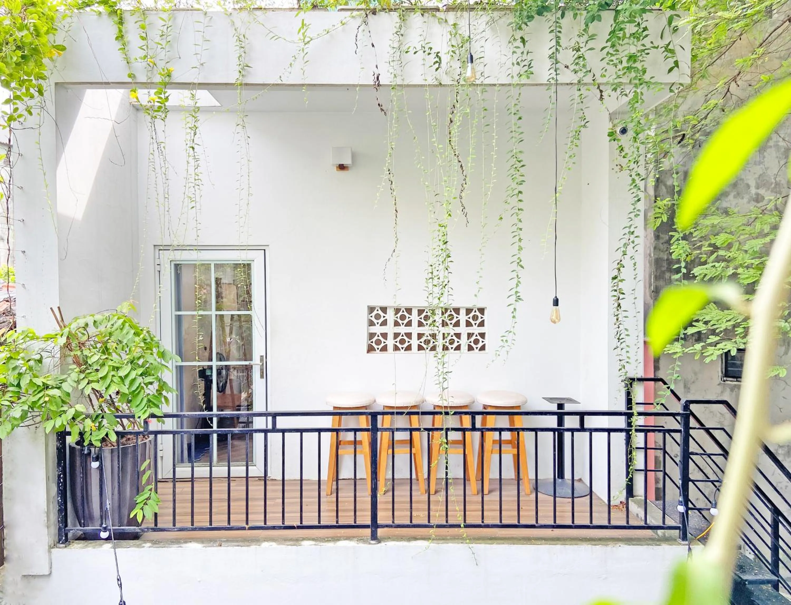 Property building in The Bay - Ha Long Homestay