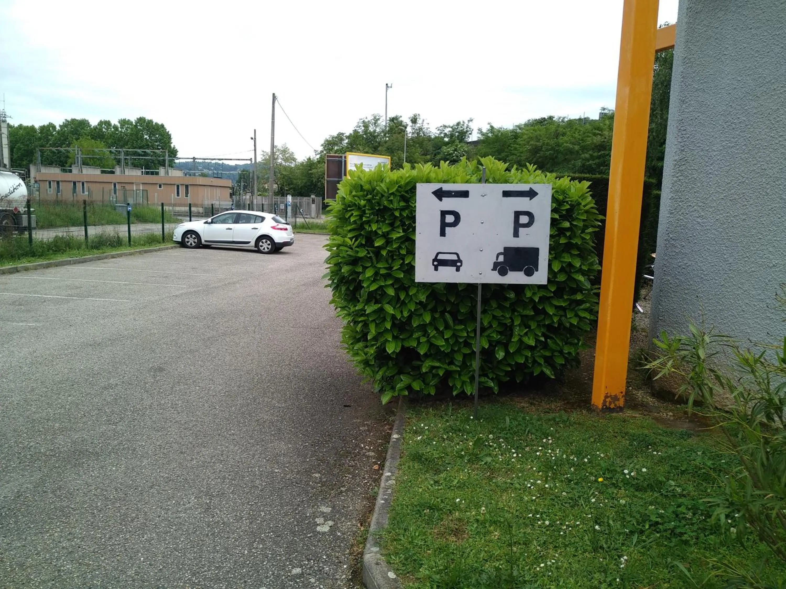 Area and facilities in Hotel HECO Lyon sud Vienne