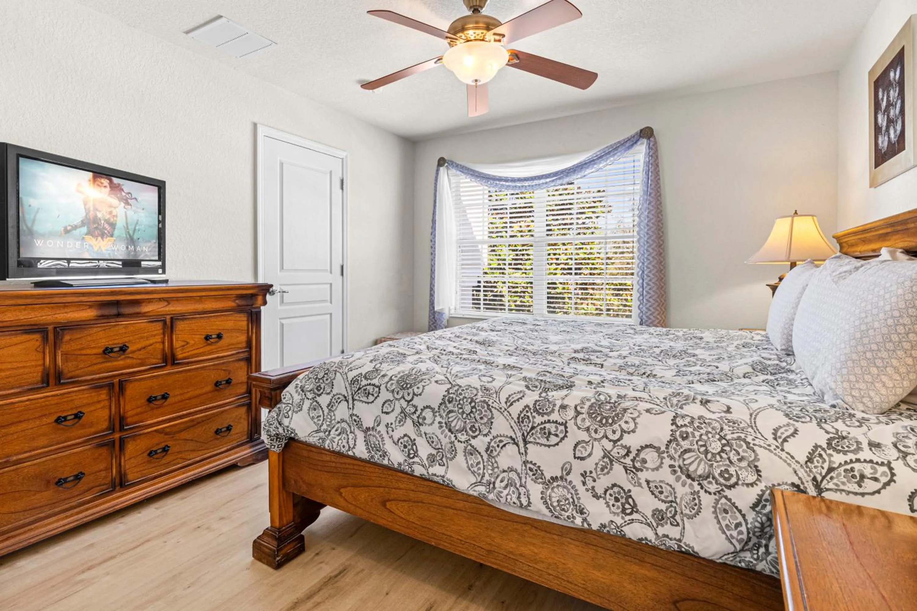 Bed in Flagstone Villa