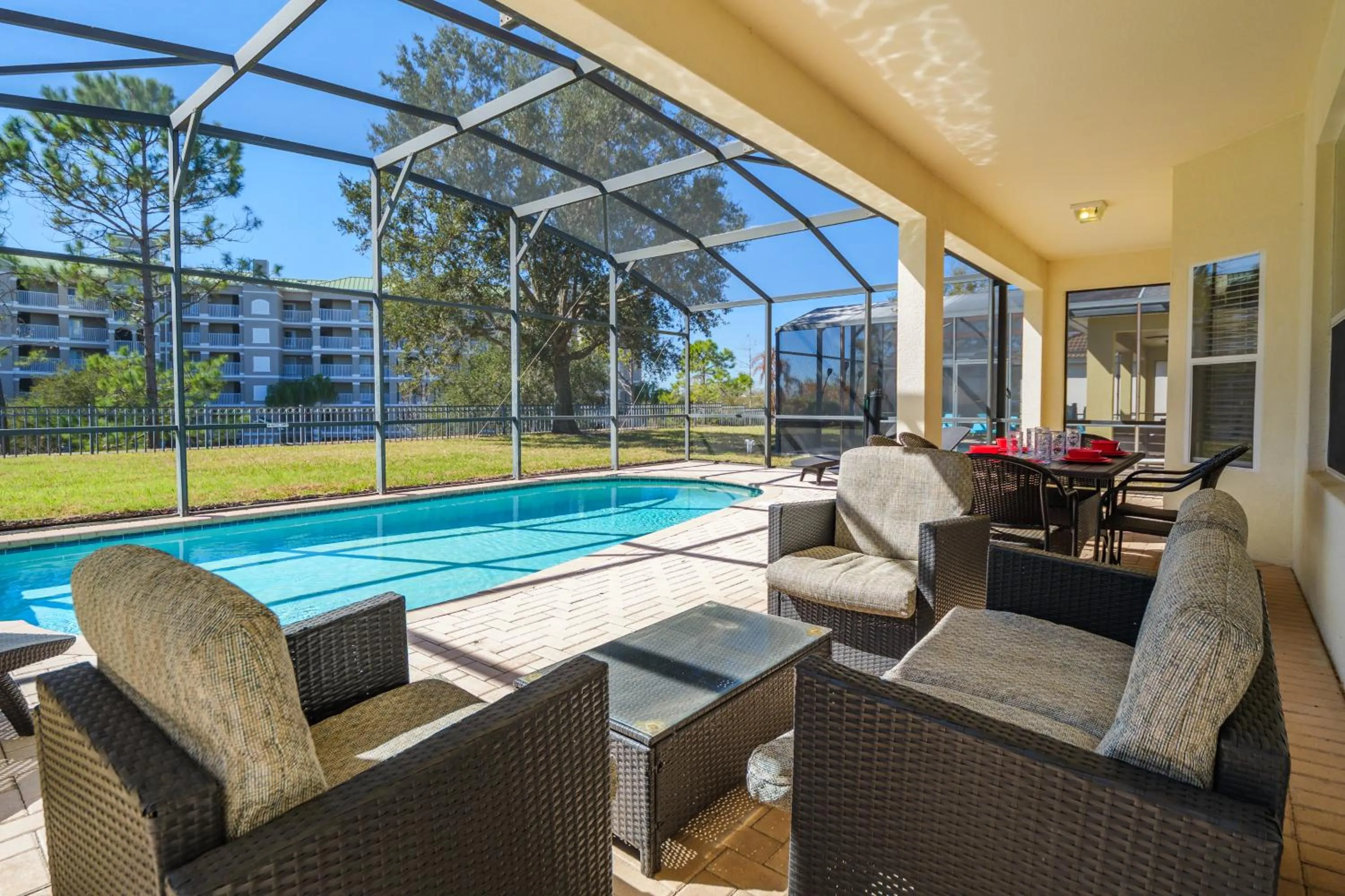 Swimming pool in Flagstone Villa