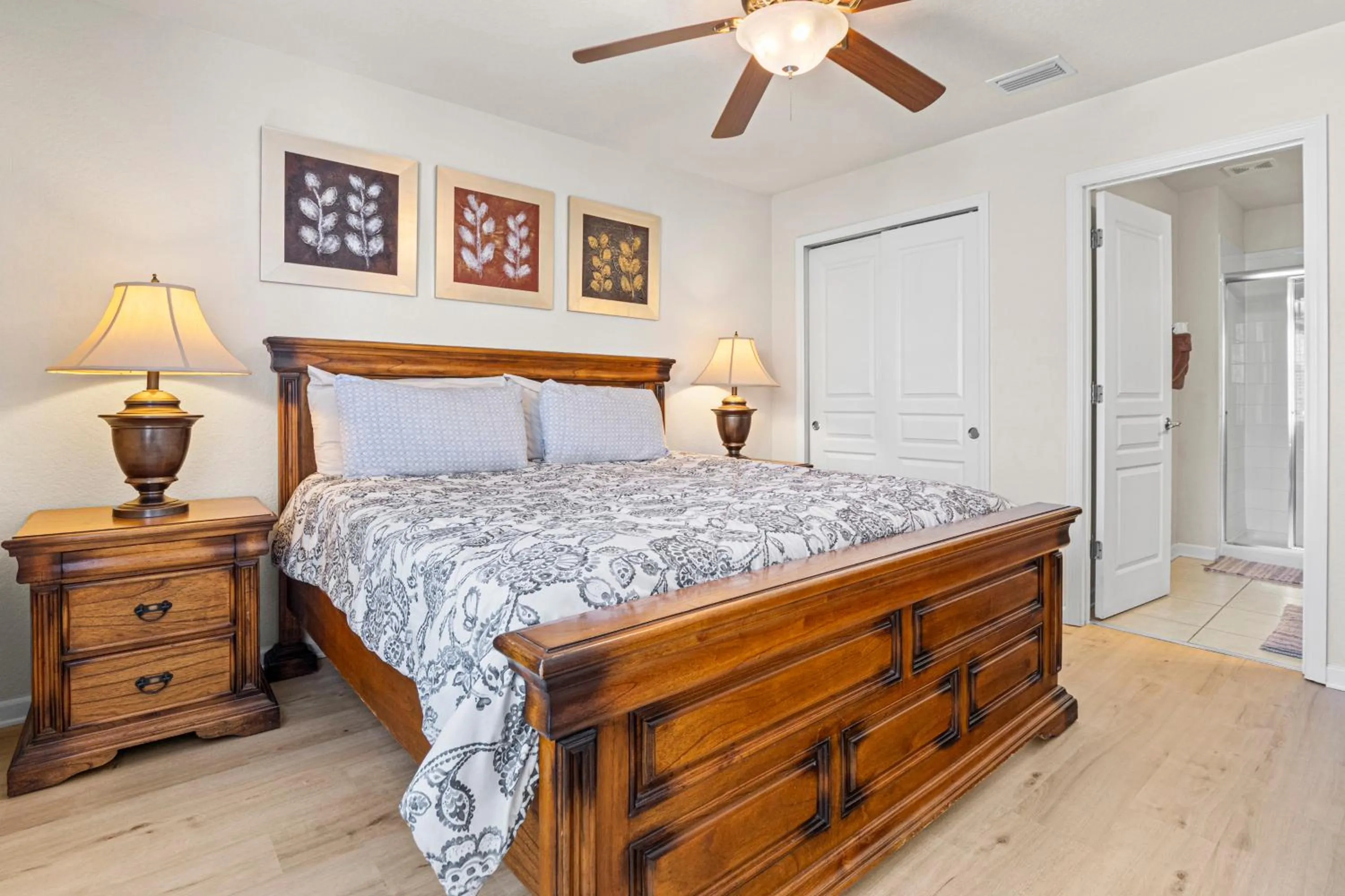 Bed in Flagstone Villa