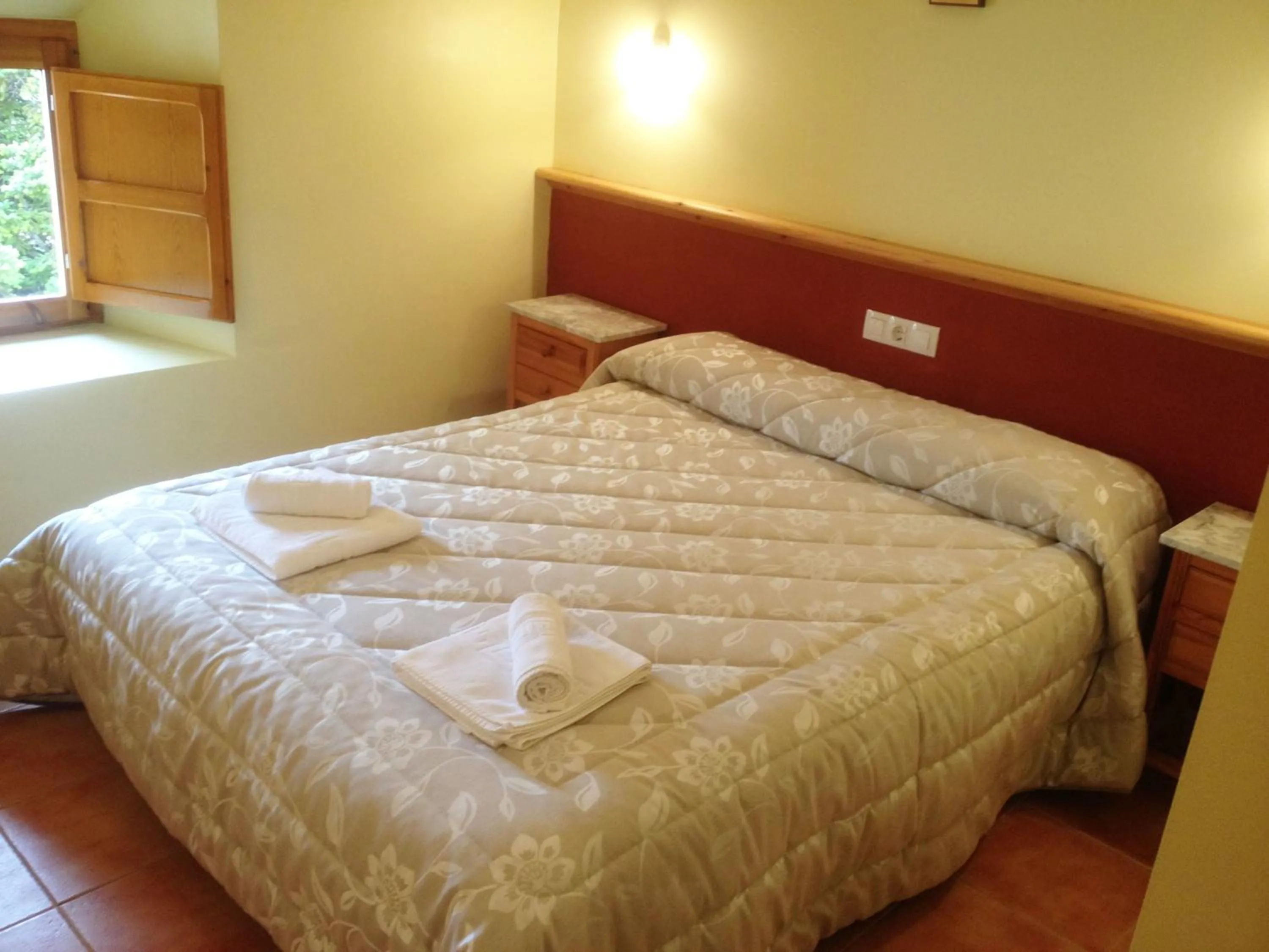 Photo of the whole room, Bed in Nuestra Señora del Carmen