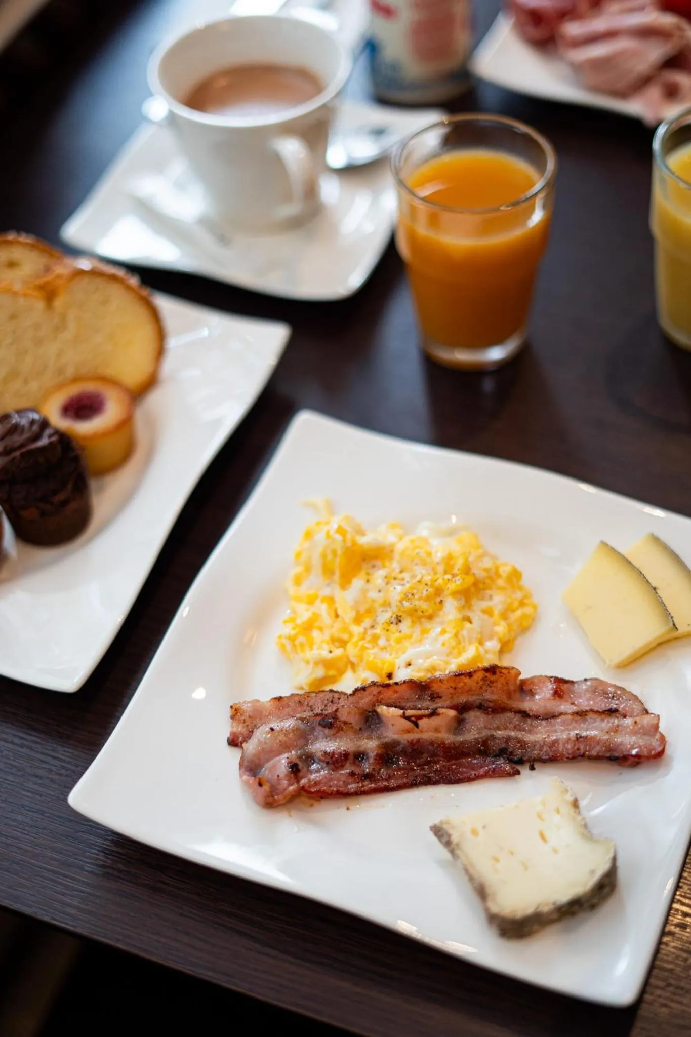 Breakfast in La Maison des Armateurs