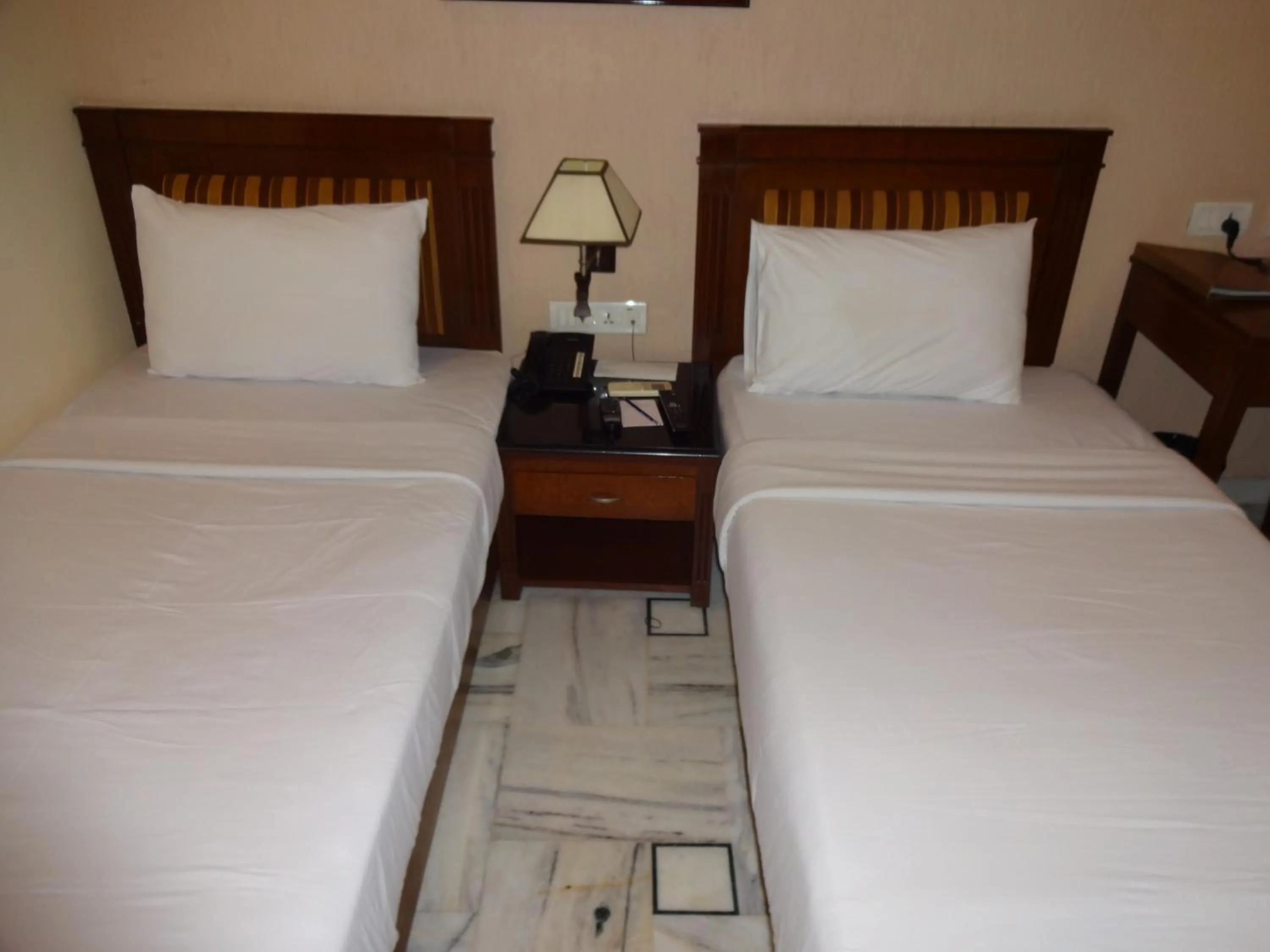 Photo of the whole room in Florence Inn