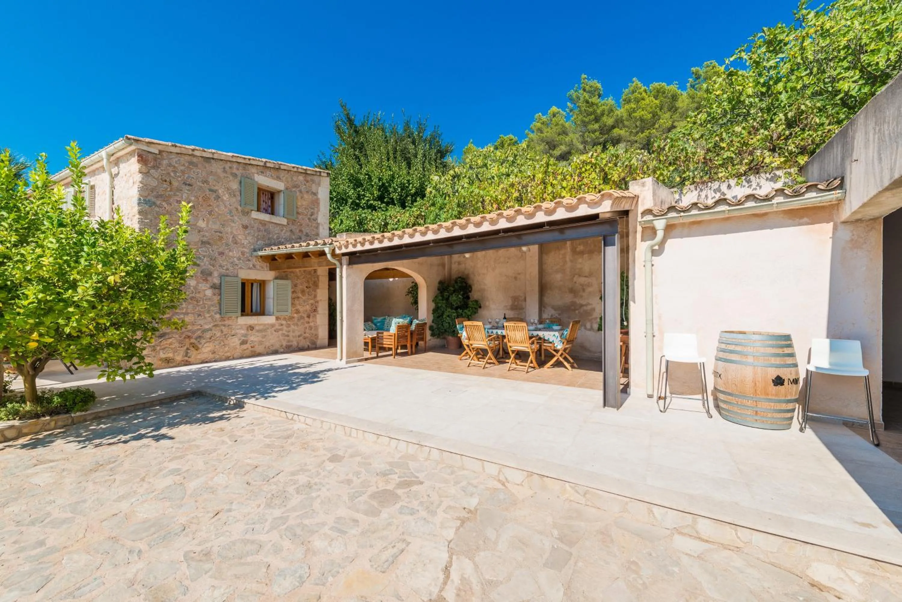 Property building in Finca Coster