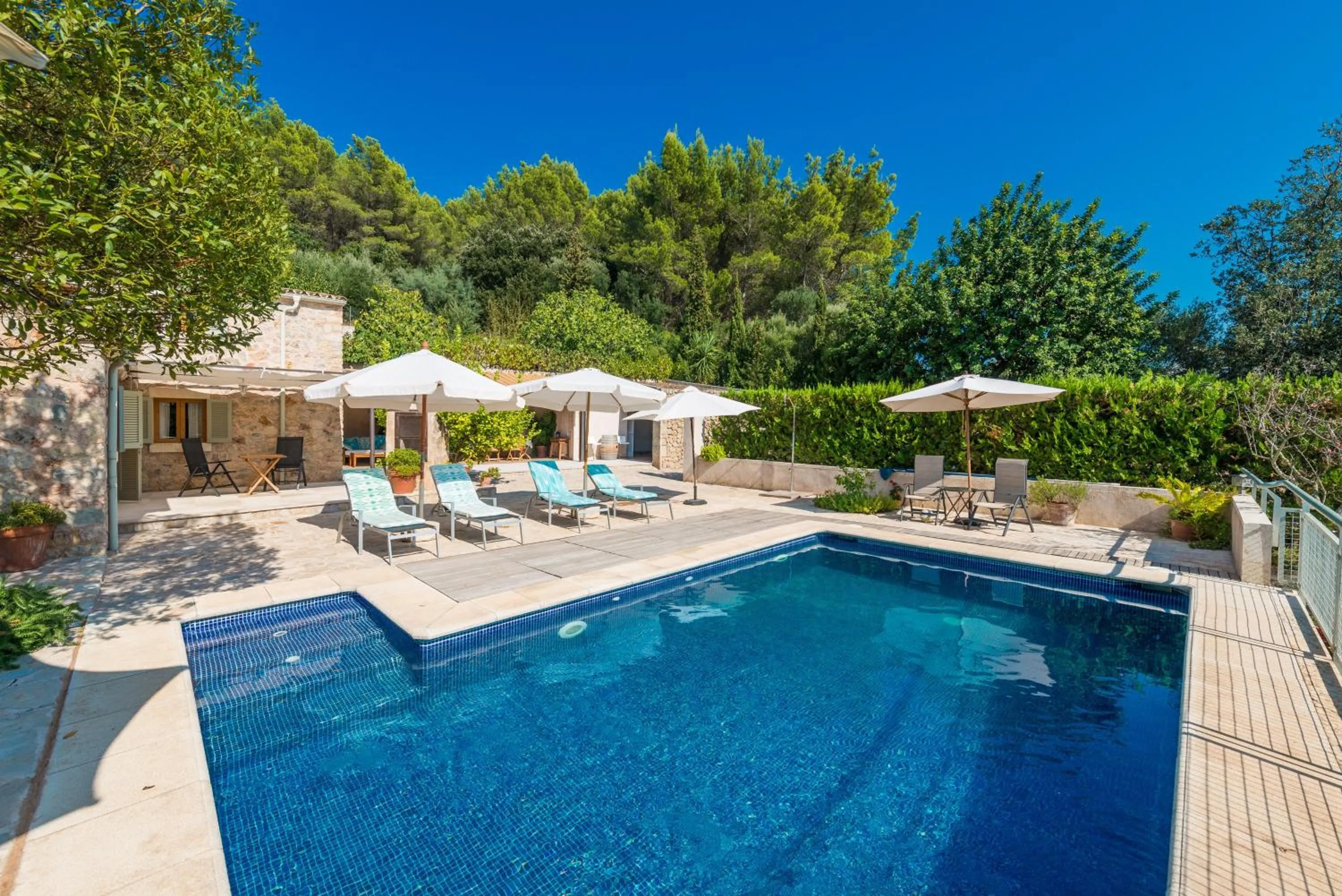 Property building in Finca Coster