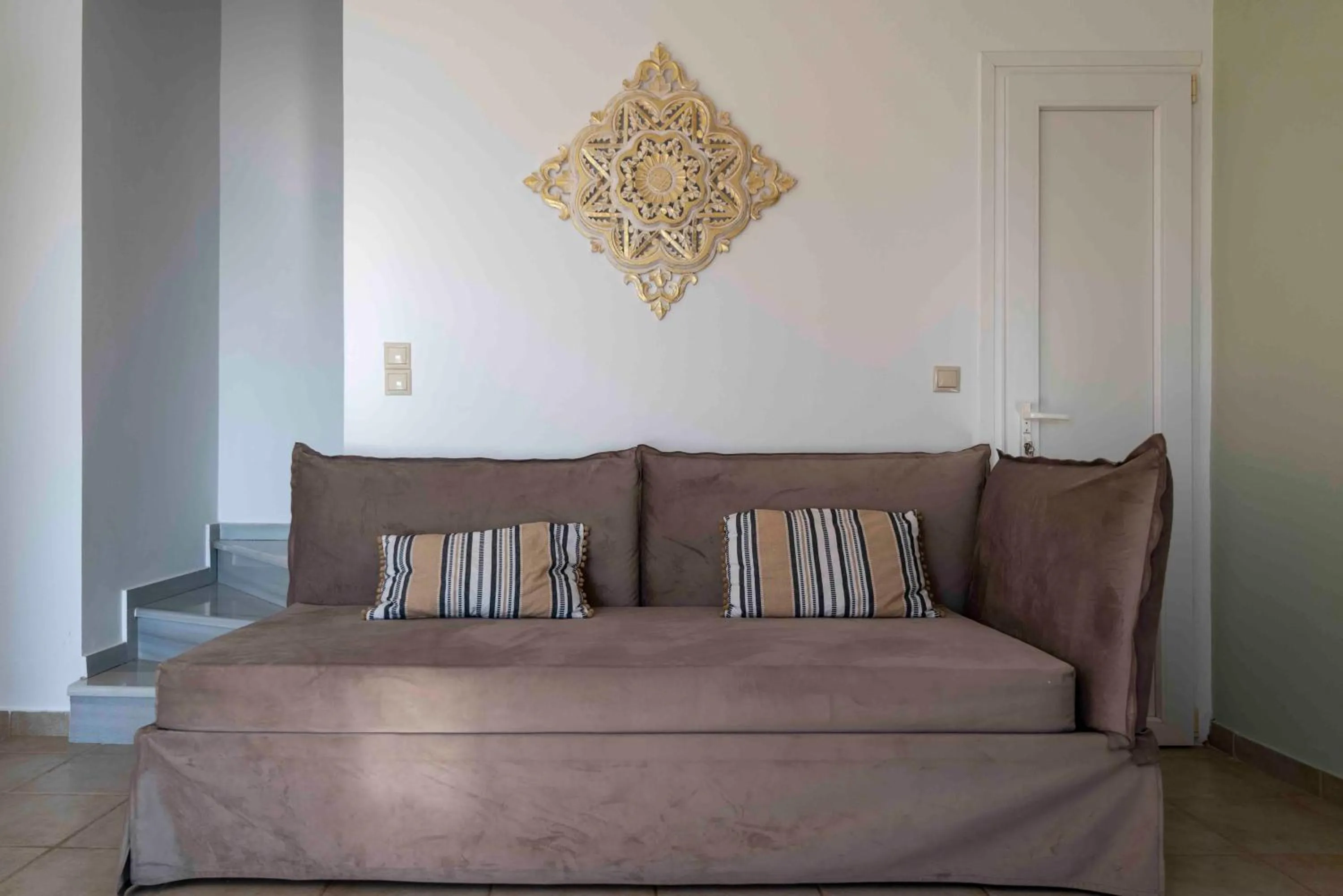 Seating area, Bed in San Lazzaro