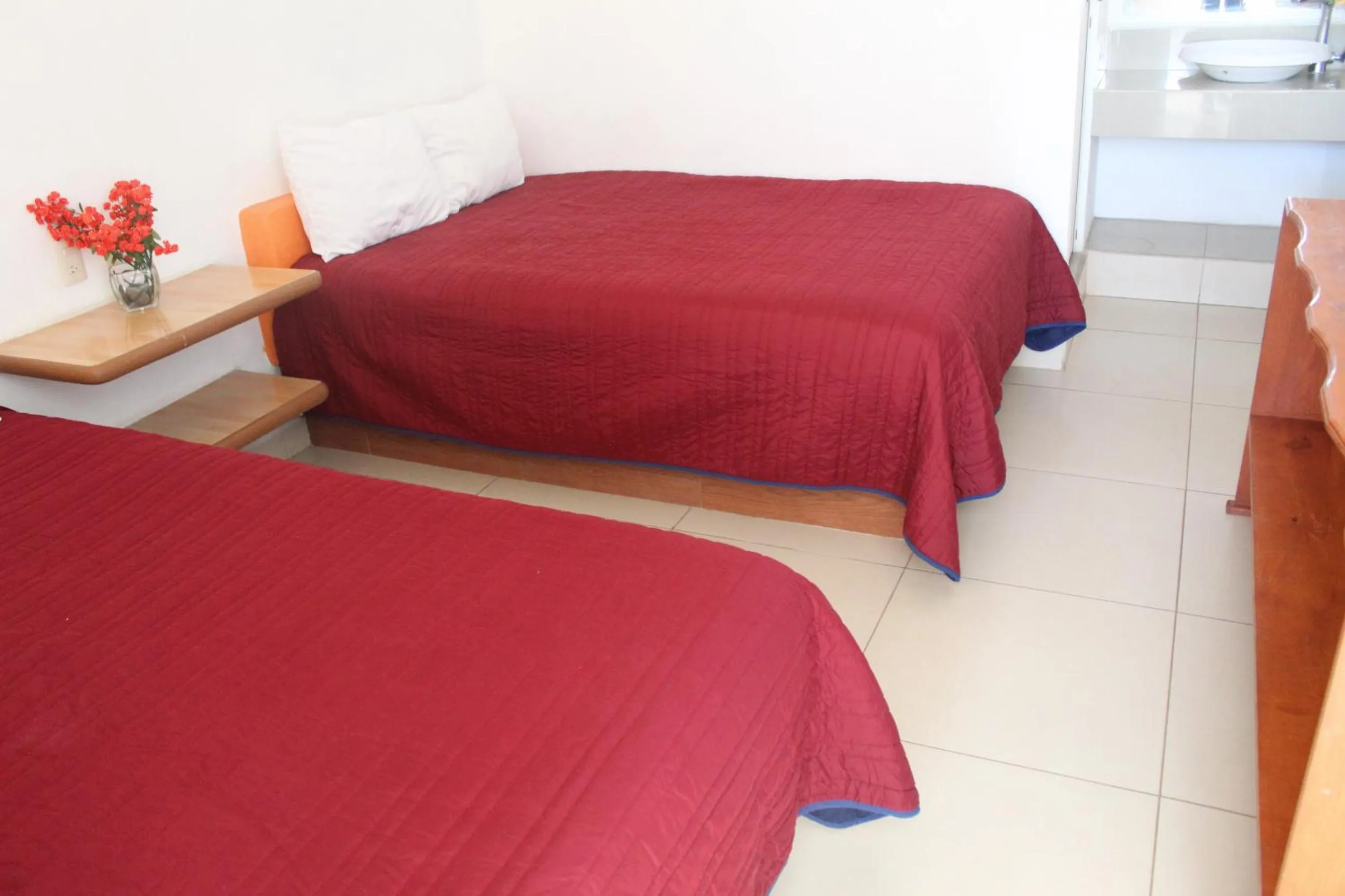 Photo of the whole room in Hotel Victoria