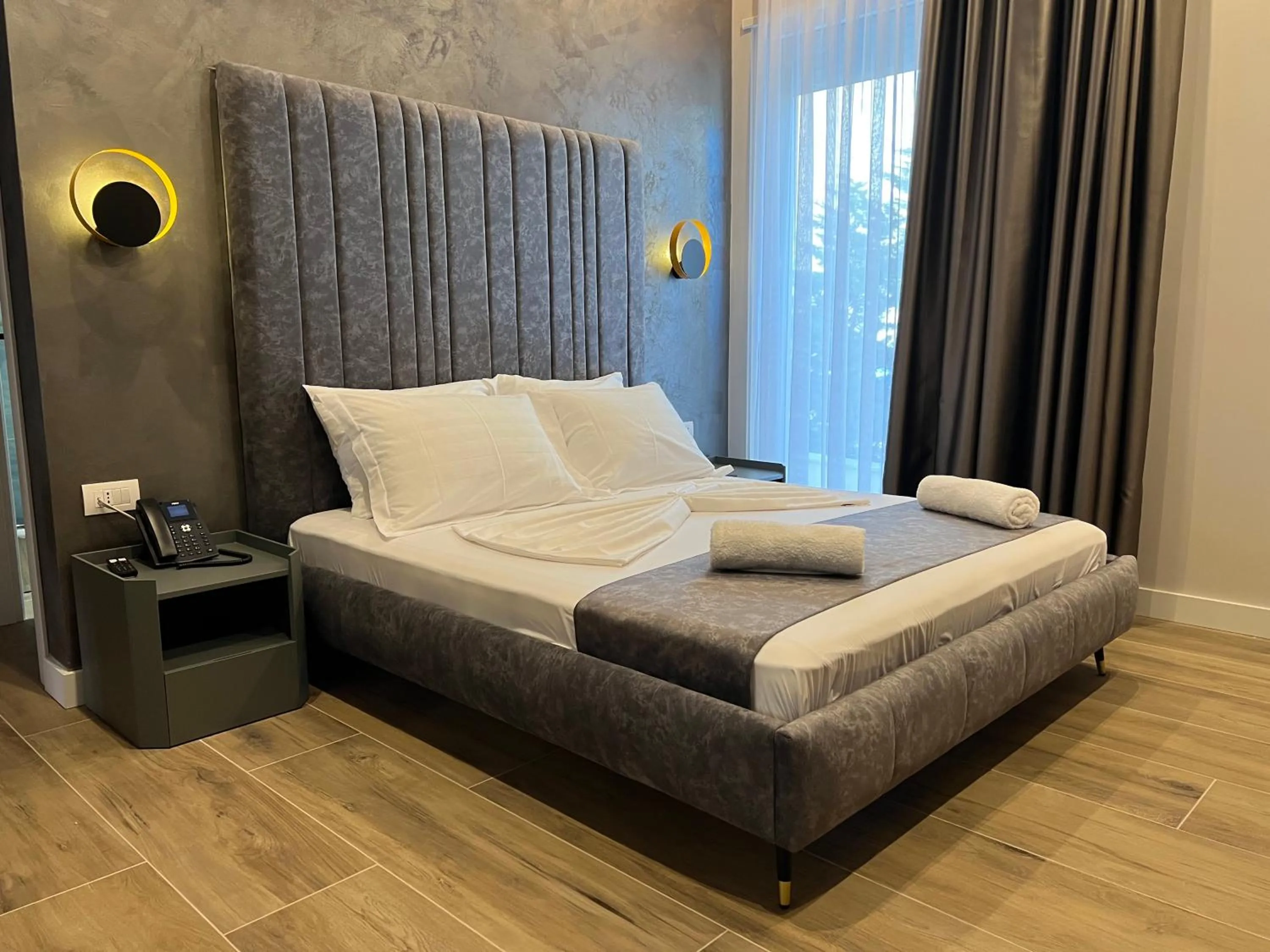 Deluxe Double Room with Balcony in Domus Hotel & Apartments