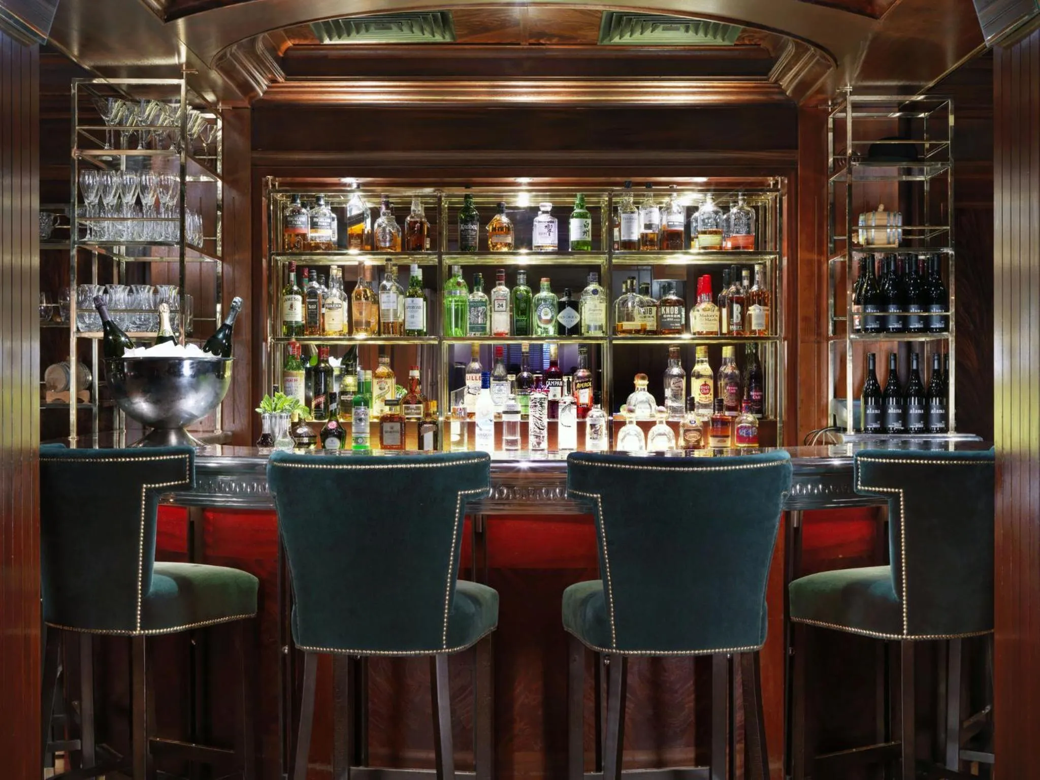 Lounge or bar in The Bloomsbury Hotel