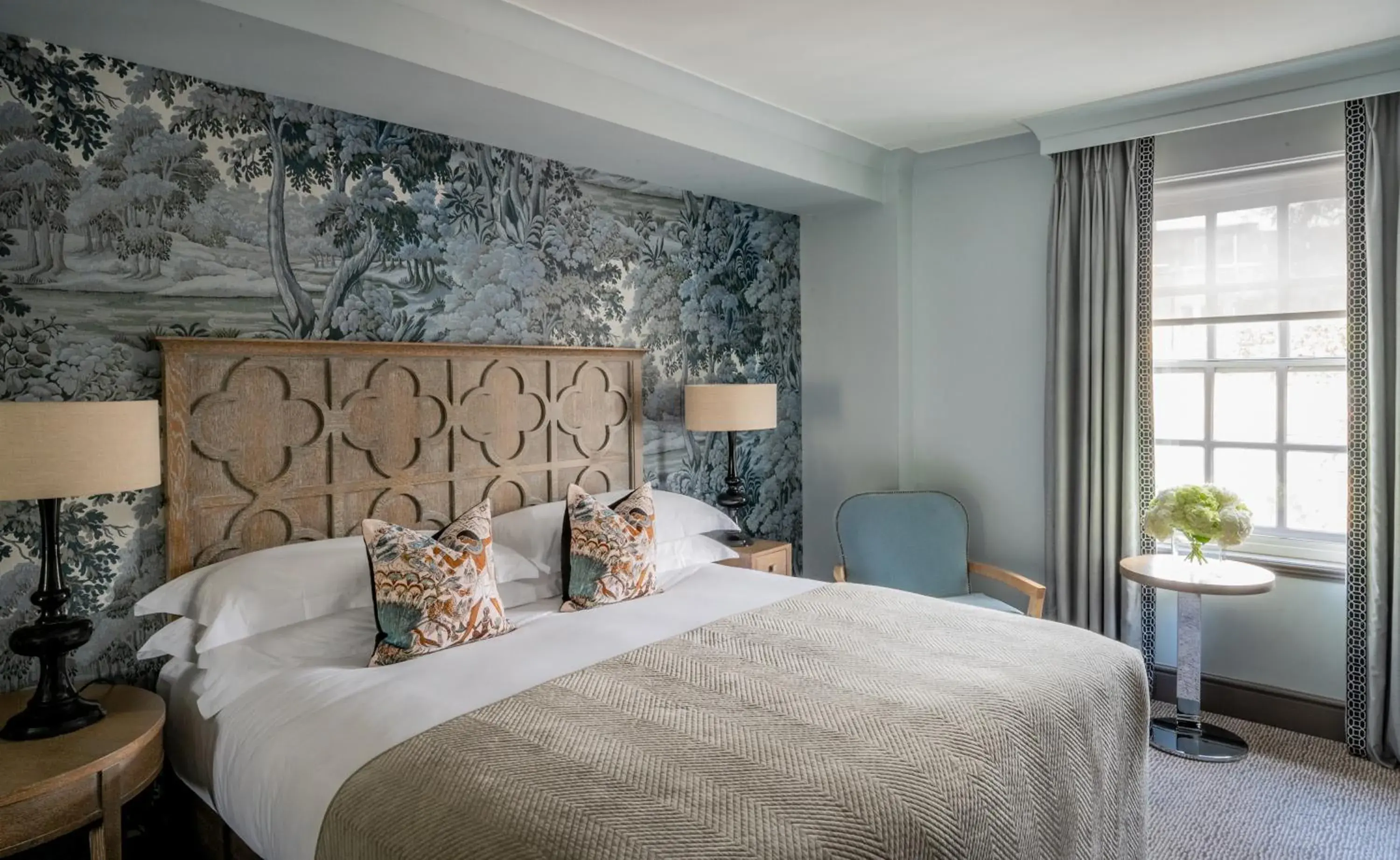 Bedroom, Bed in The Bloomsbury Hotel Bedroom, Bed in The Bloomsbury Hotel