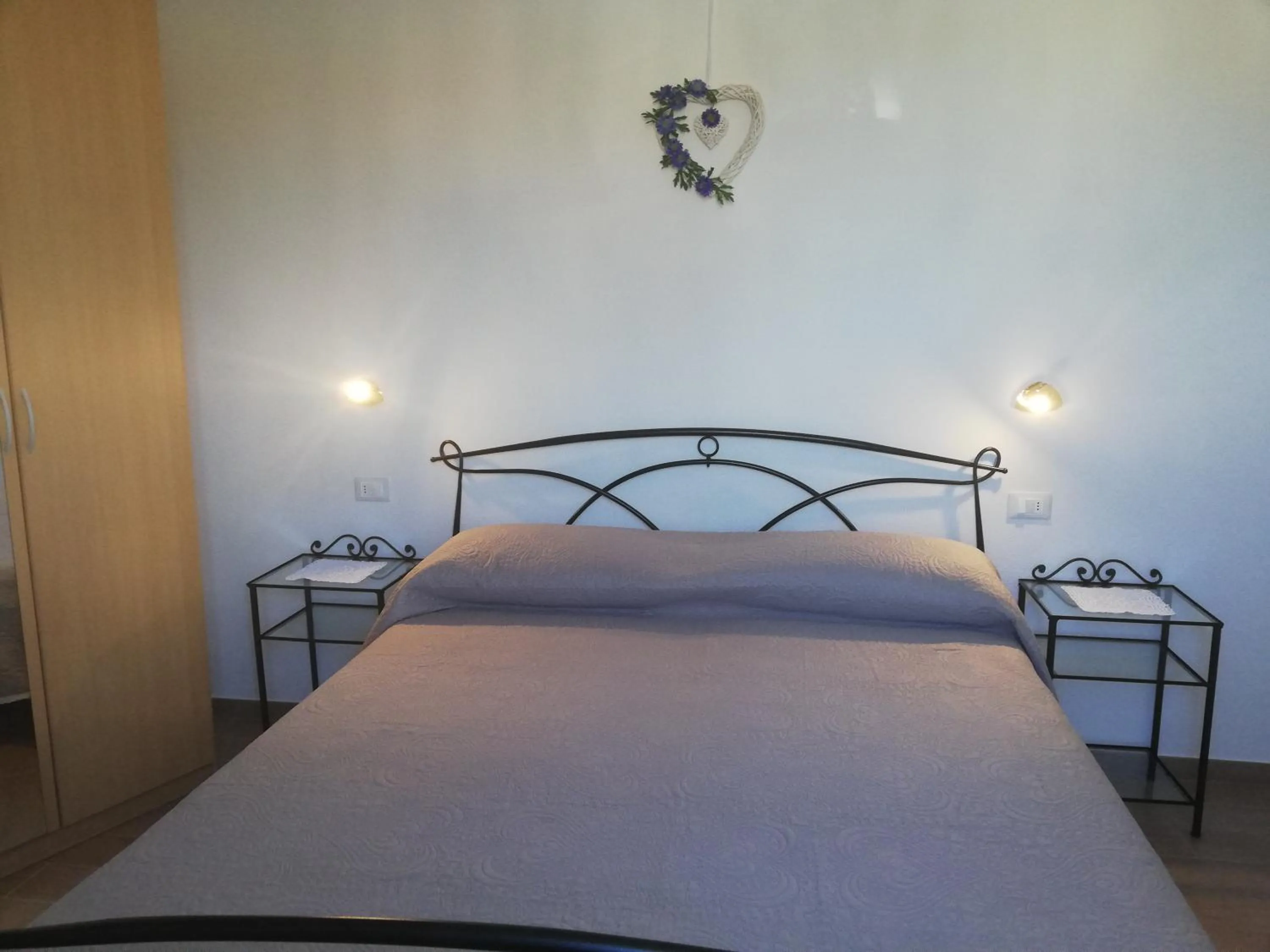 Photo of the whole room in Il lago del Mugello B&B