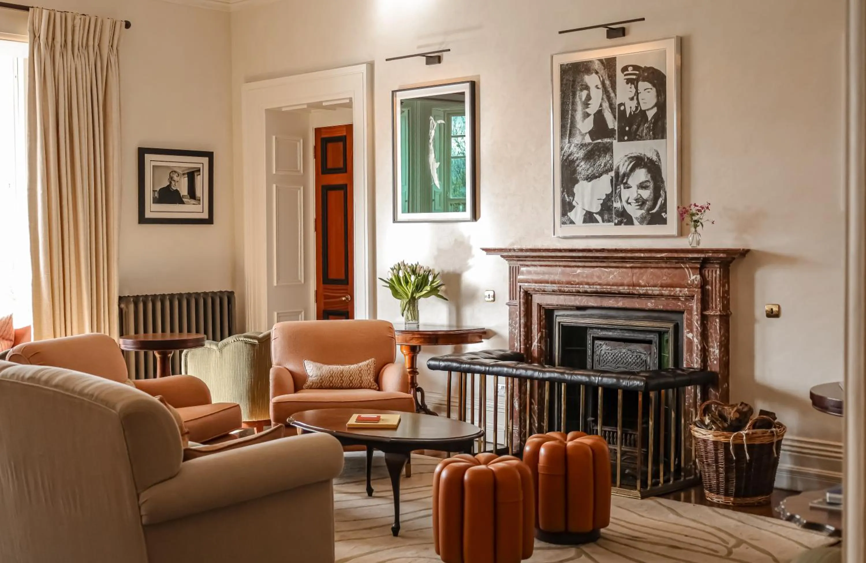 Living room in Park Hotel Kenmare