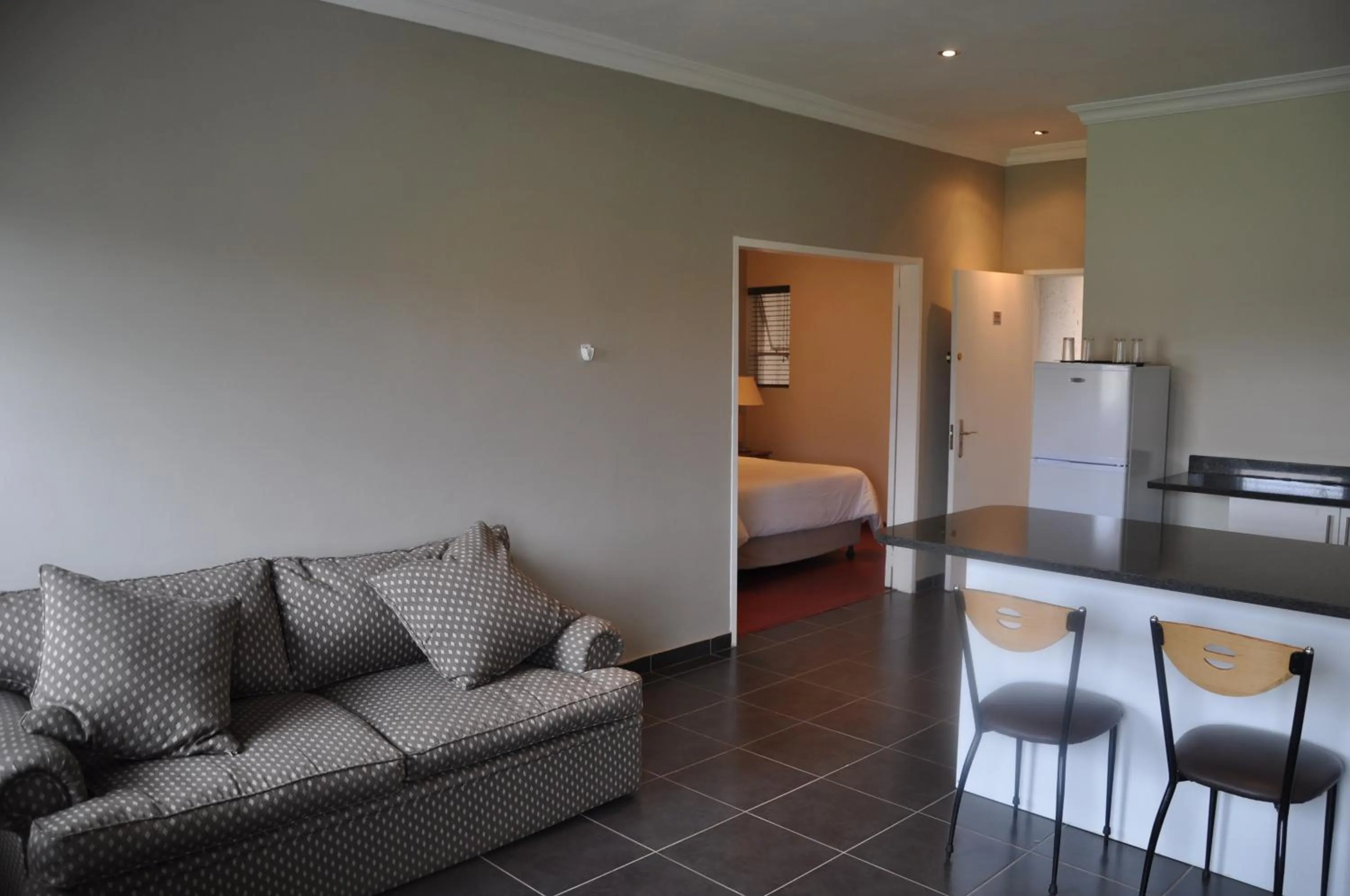 Photo of the whole room, Bed in Vetho 2 Apartments OR Tambo Airport