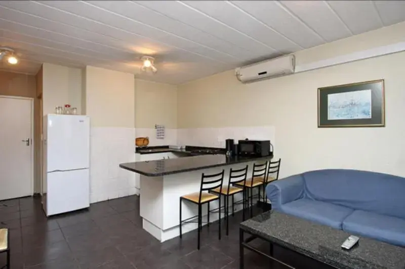 Two-Bedroom Apartment in Vetho 2 Apartments OR Tambo Airport Two-Bedroom Apartment in Vetho 2 Apartments OR Tambo Airport